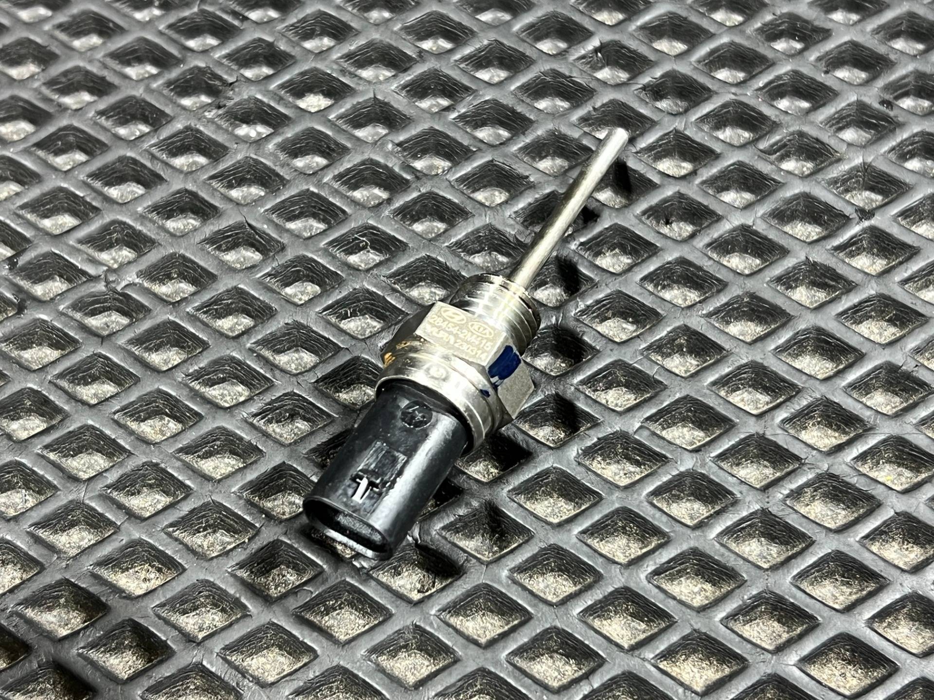 Датчик загрязнения воздуха Hyundai Elantra CN7 2022 OEM 284542M415