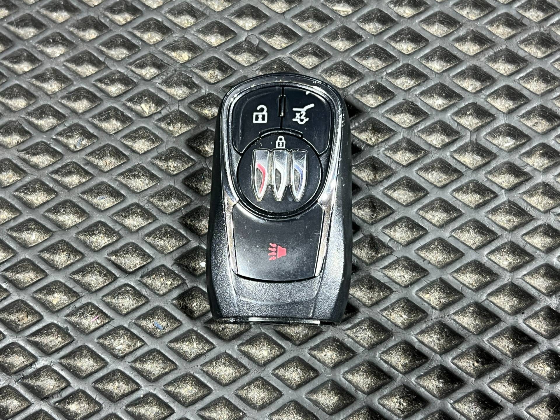 Ключ Buick Encore GX рестайлинг 2024 OEM 13547677