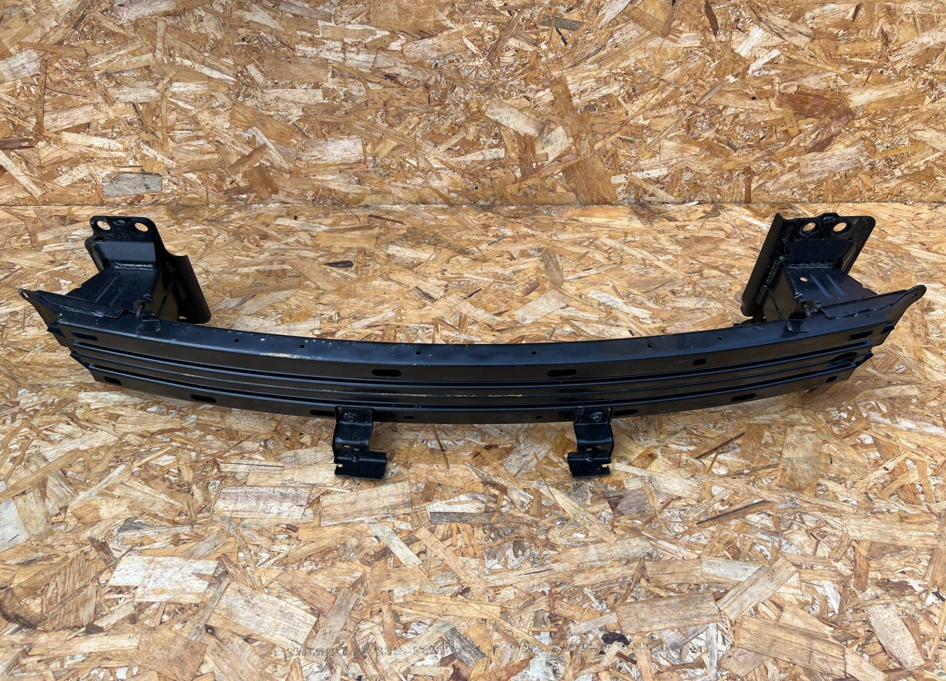 Усилитель бампера переднего Nissan Rogue T33 2023 OEM 62030-6RA0A