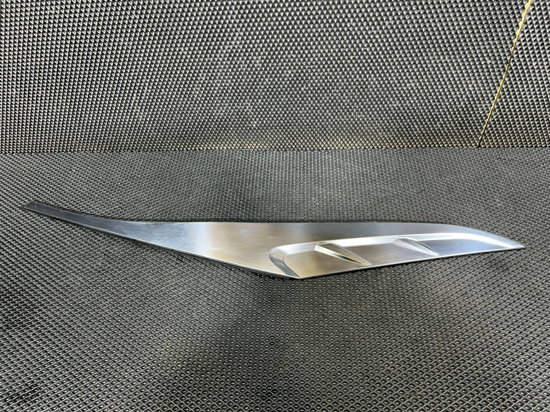 Молдинг крыла заднего правого Hyundai Tucson 4 поколение (NX4) 2024 OEM 87860-CW001
