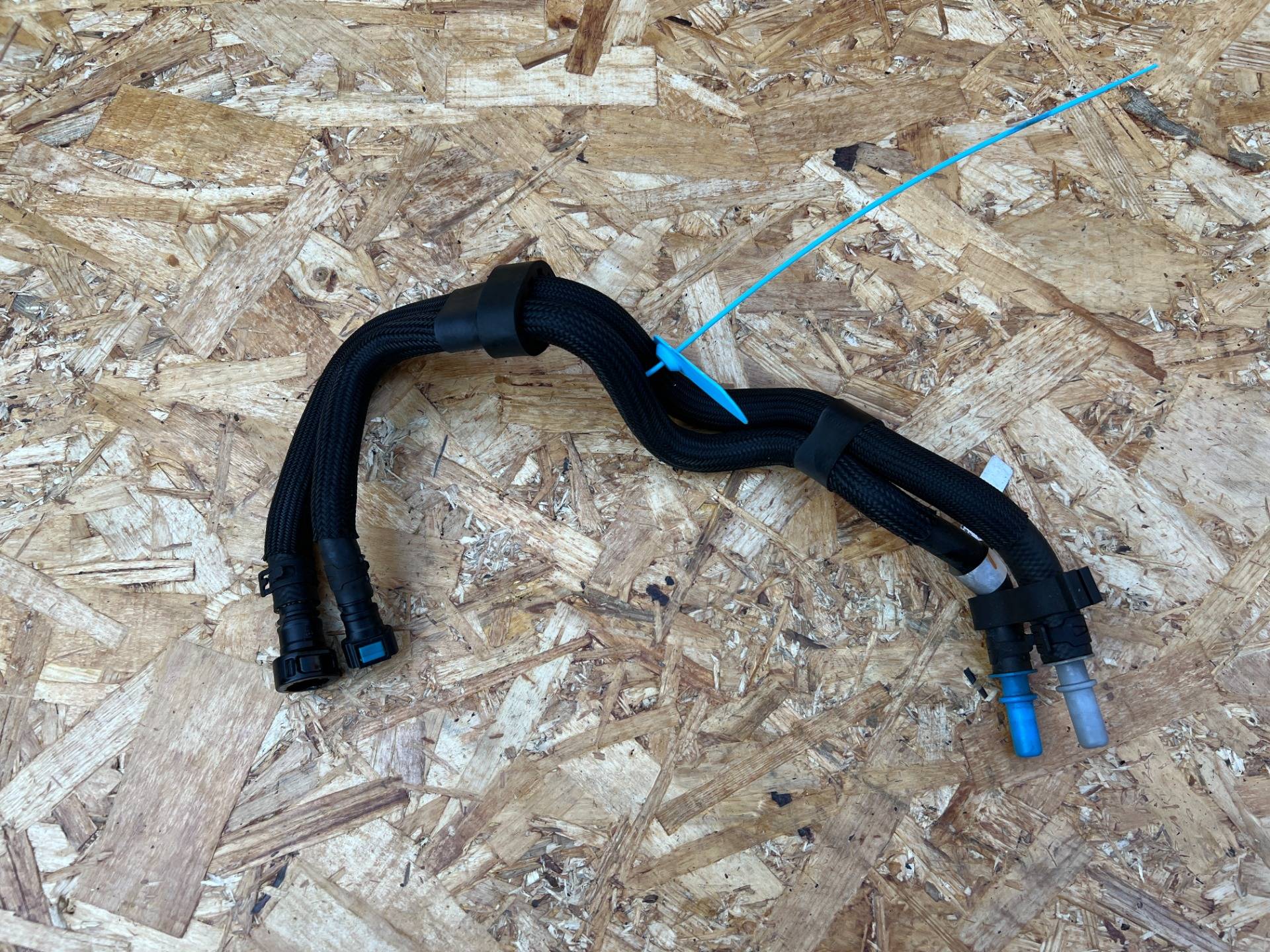 Патрубок (трубопровод, шланг) BMW 8 G14/G15/G16 2017 OEM 13538571676, 8571676