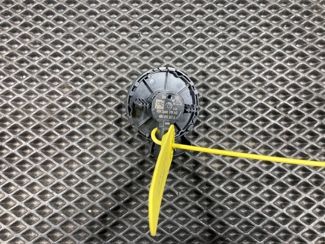 датчик AirBag Audi A5 F5 2018, 2.0 л., бензин, АКПП, купе, 4M0955557A - фото №1