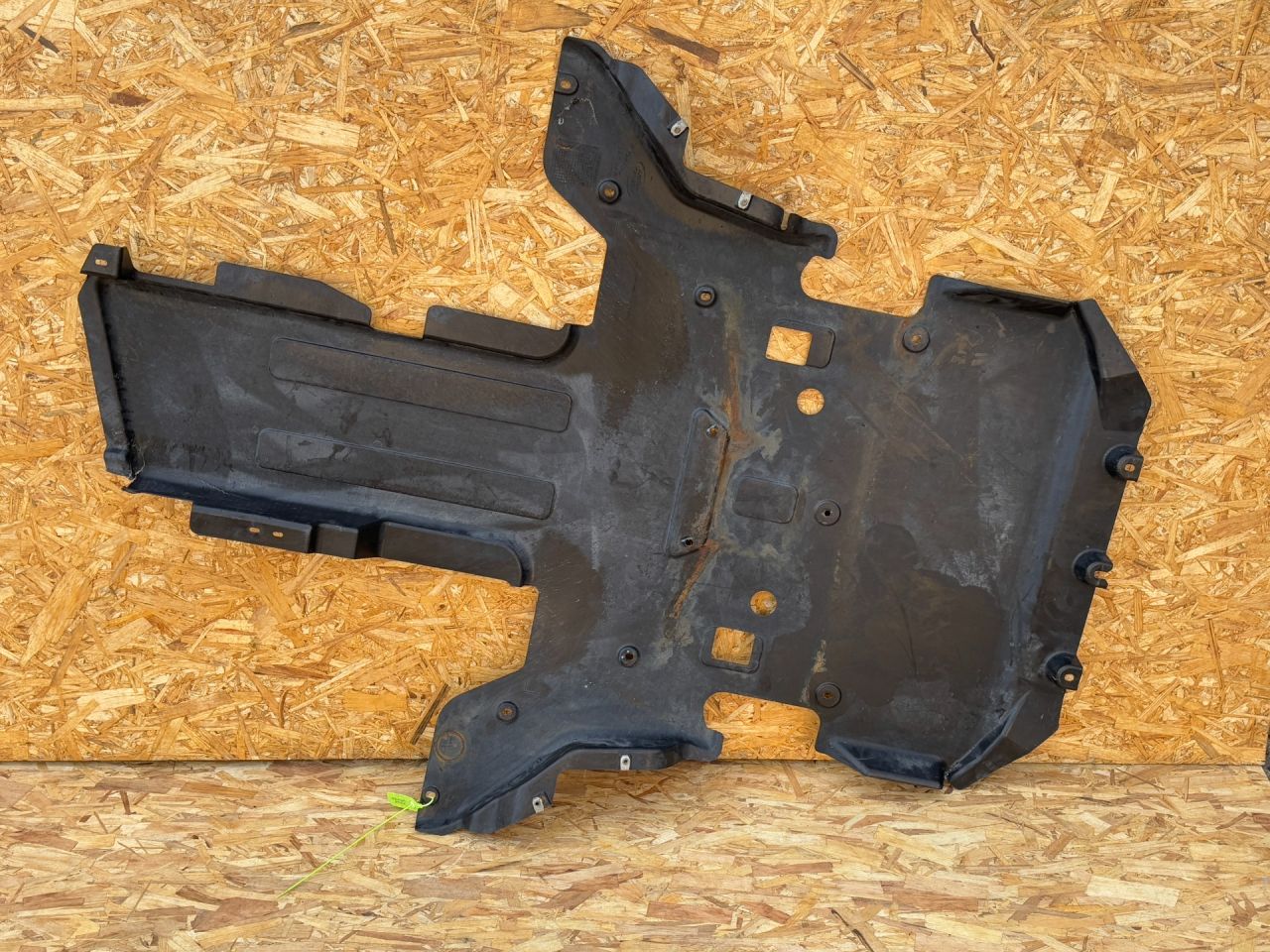 защита двигателя Jaguar F-Pace 1 поколение 2017, 3.0 л., дизель, АКПП, внедорожник 5 дв., T4A12829, LR092682, HK836B629BE, HK836B629DC - фото №1