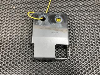 крепление ( кронштейн ) крыла Jaguar F-Pace 1 поколение X761 2016, 3.0 л., AJ 126, бензин, АКПП, внедорожник 5 дв., HK8316A143AB, T4A6046