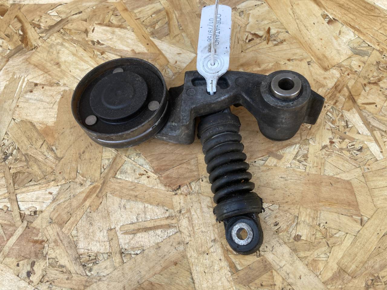 Натяжитель ремня агрегатов Audi A8 D4/4H 2012, 4.2 л., CDRA, бензин, АКПП, седан, 079903133AL - фото №1