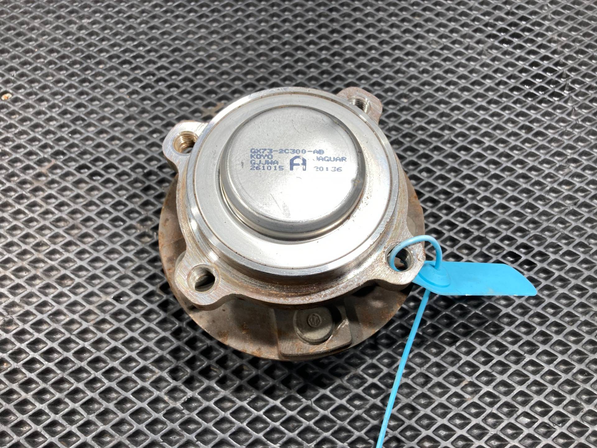 ступица передняя Jaguar XE X760 2015 OEM GX732C300AB, T2H2225, T2H42050
