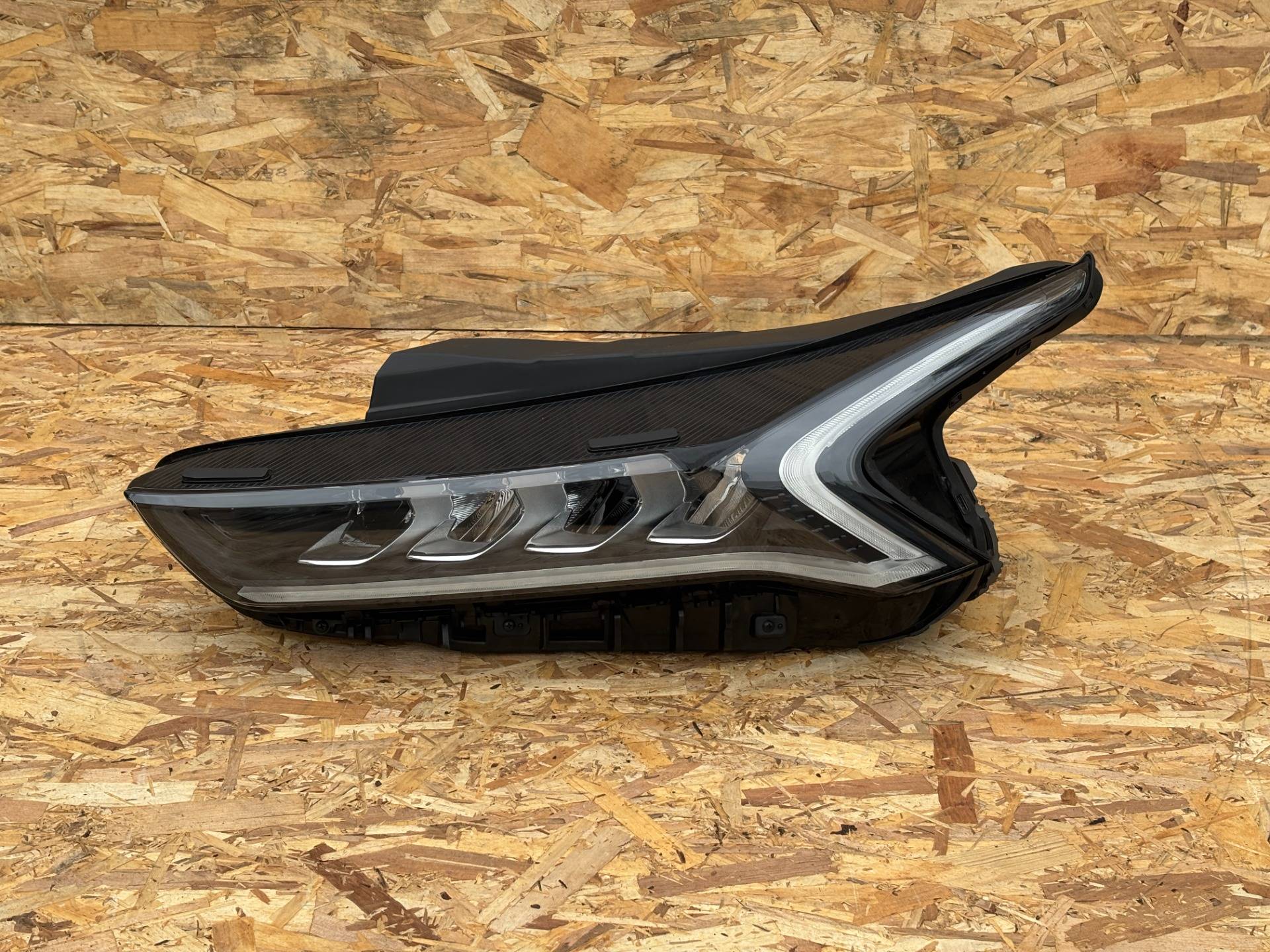 Фара левая Kia K5 3 2022 OEM 92101L3000