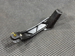 крепление бампера Volkswagen Jetta 5 поколение 2007, 2.0 л., бензин, седан, 1K0807890B