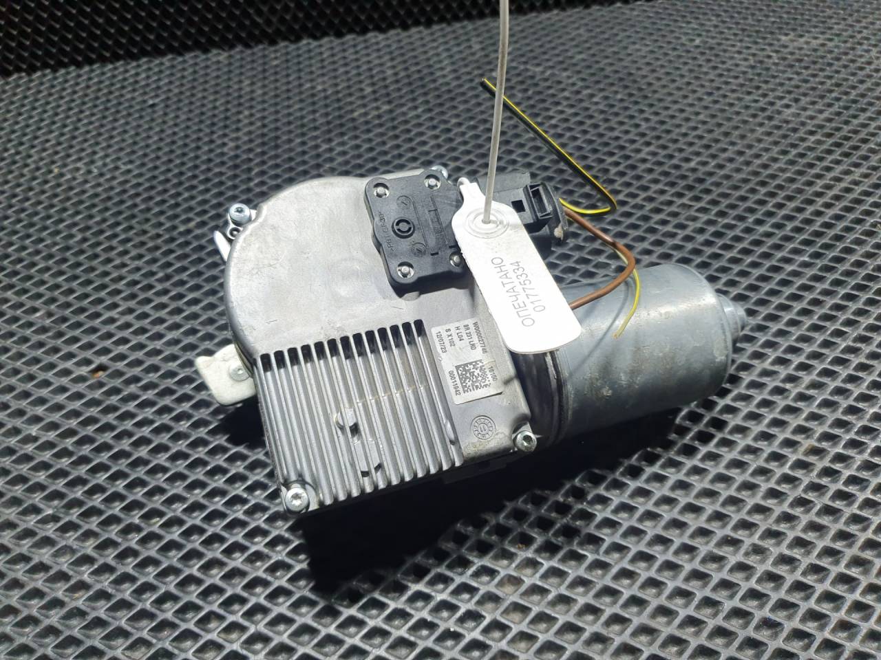 моторчик передних стеклоочистителей (дворников) Mercedes-Benz SL-Класс R231 2012, 4.7 л., бензин, A2318200042, W000027746 - фото №1