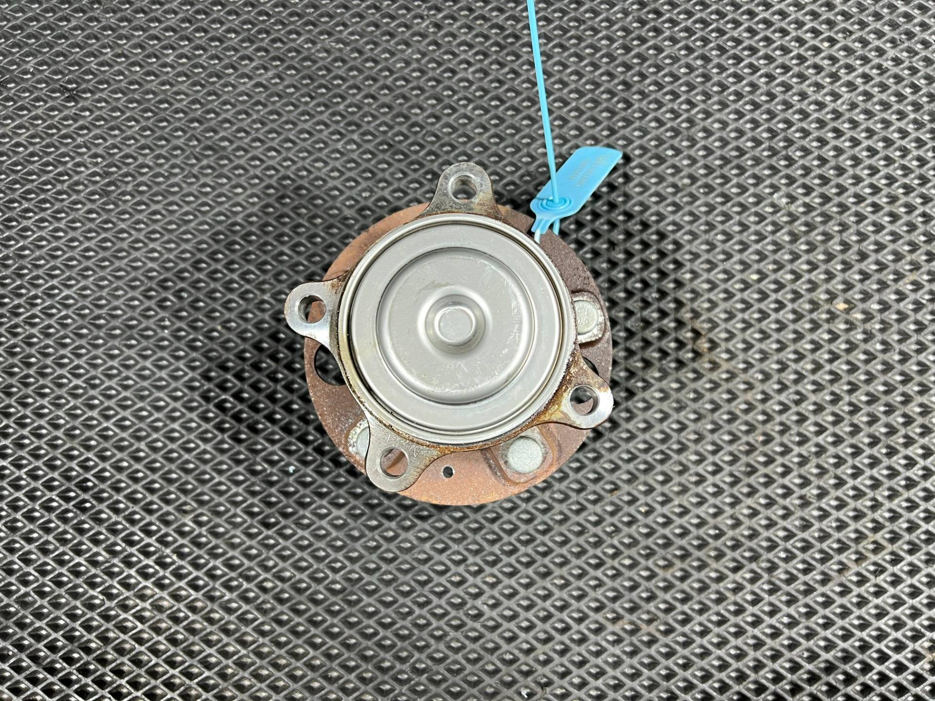 ступица задняя Buick Encore GX рестайлинг 2024 OEM 13546940, 13530971