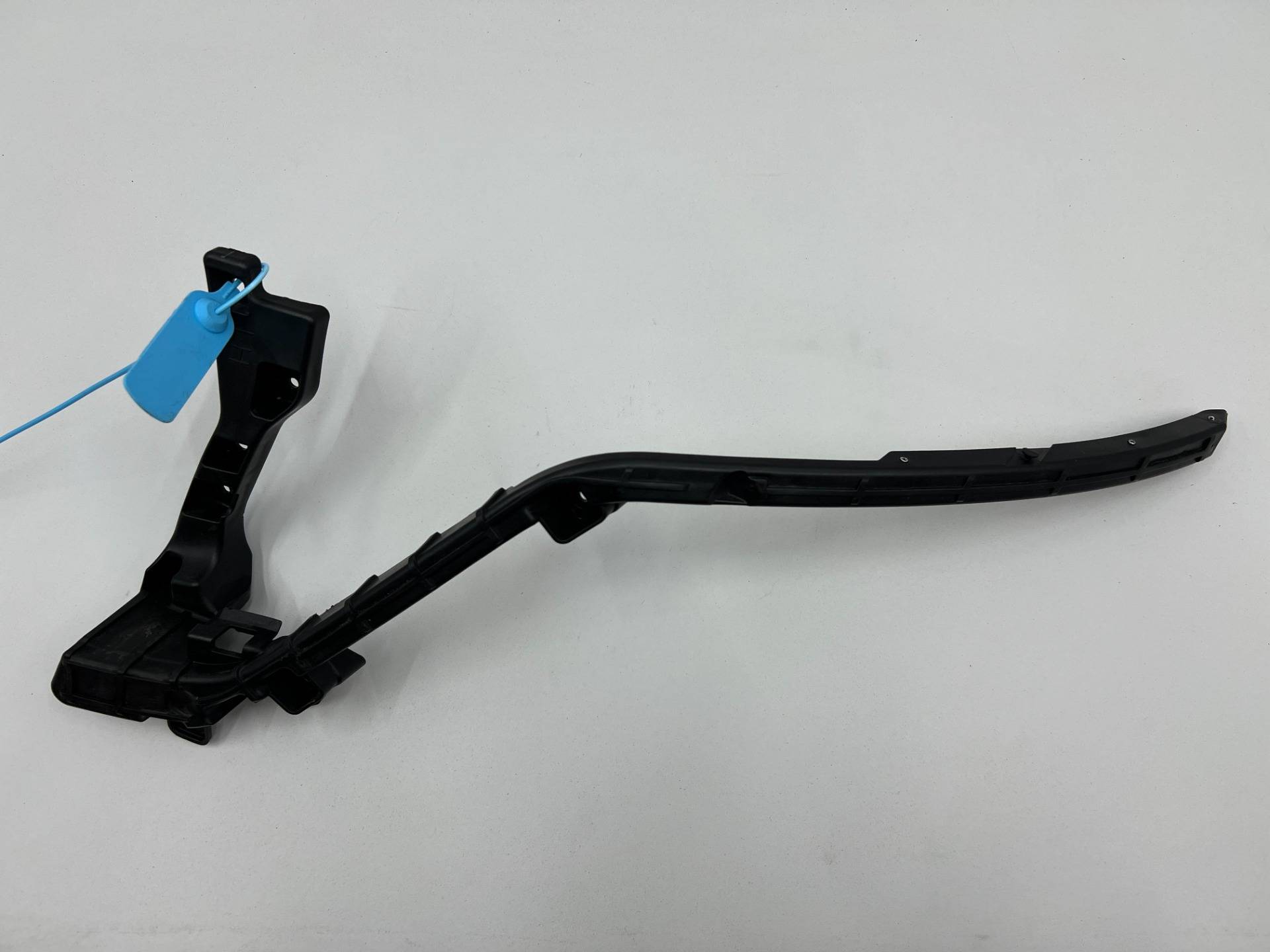 Кронштейн крепления бампера Kia Carnival 4 2022 OEM 86525R0000