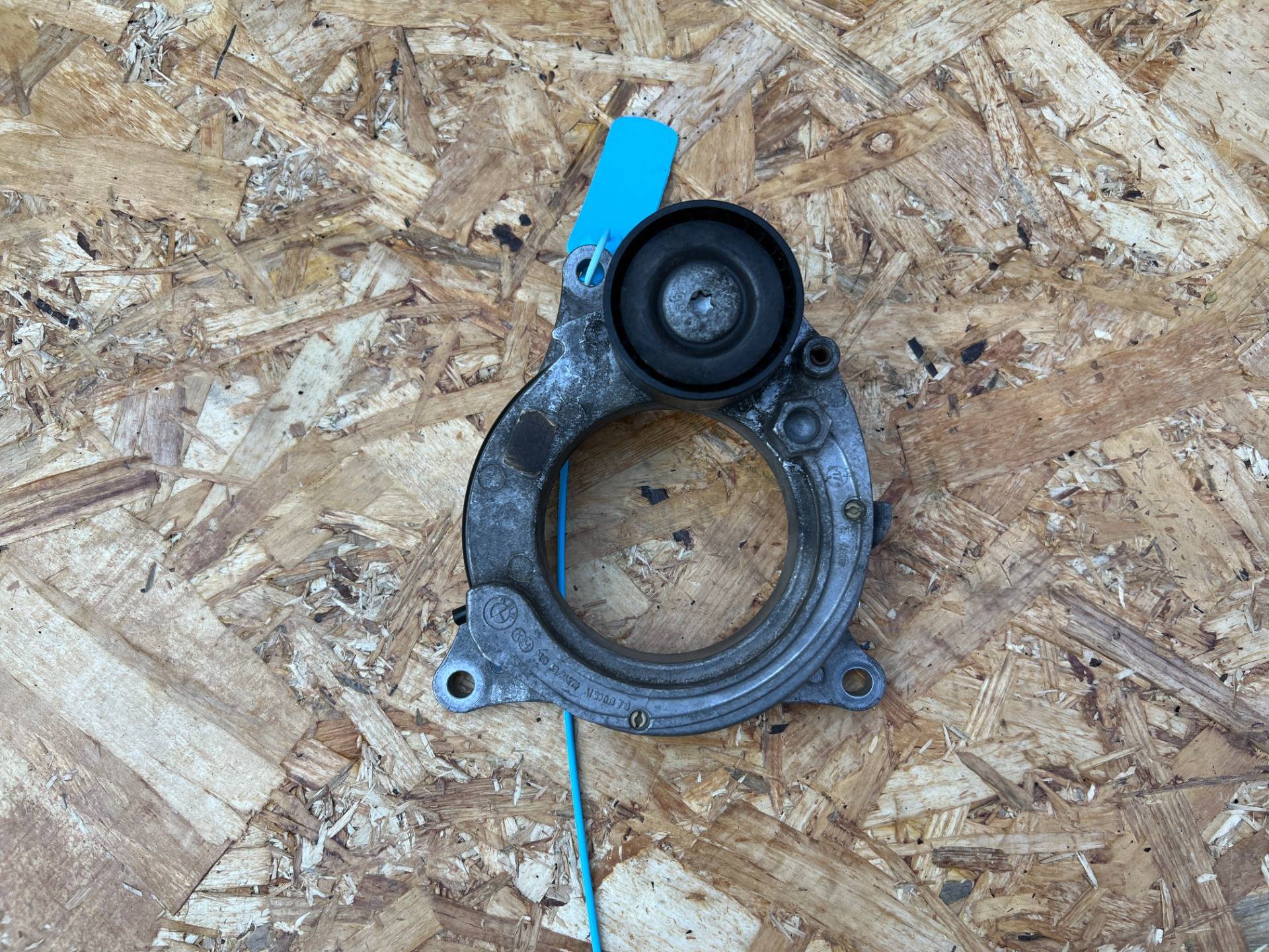 Натяжитель ремня ГРМ BMW 3 G20/G21 2020 OEM 5334268, 5334270
