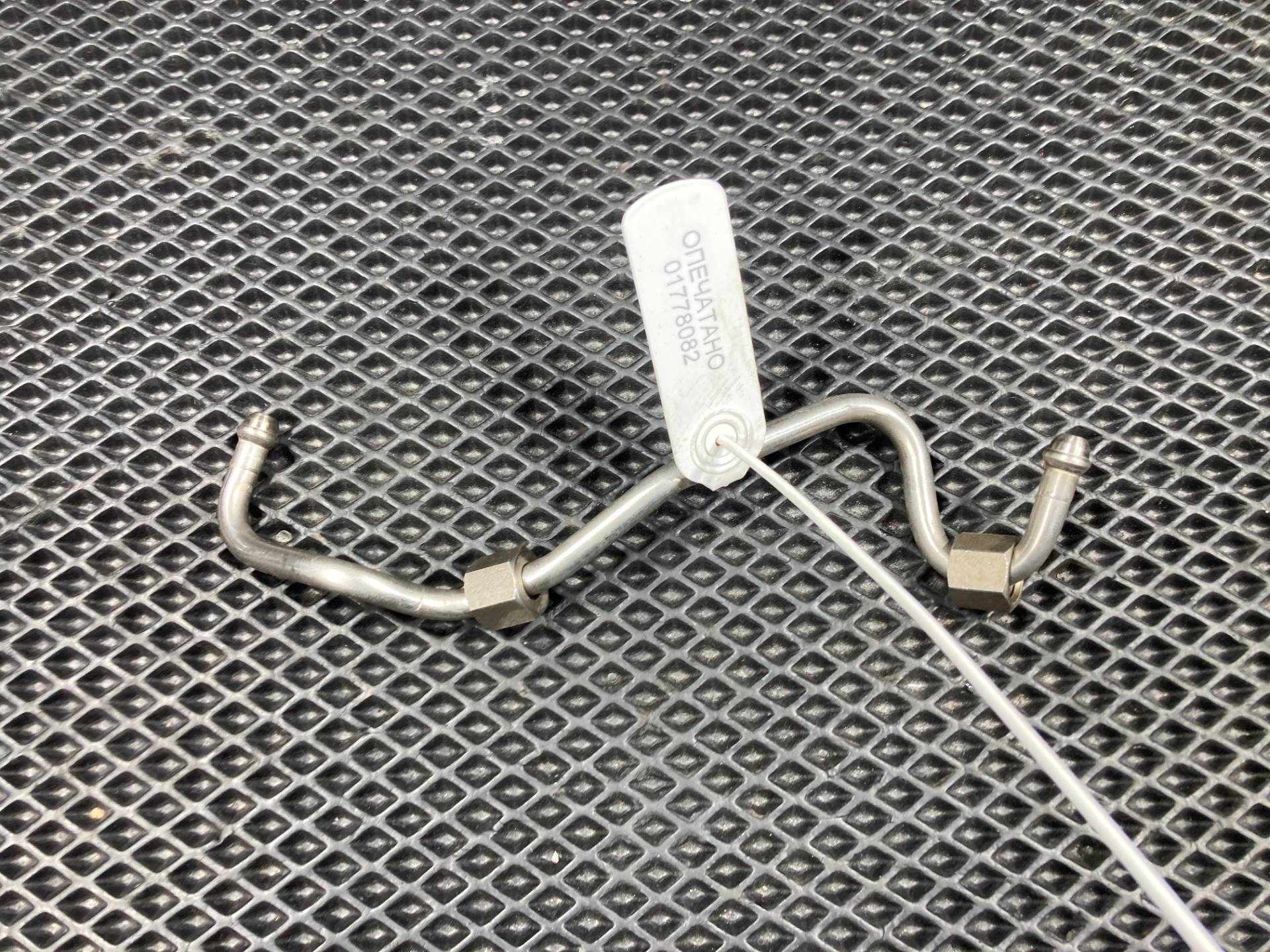 трубка топливная BMW 6 F06/F12/F13 2018 OEM 13647604405, 7604405
