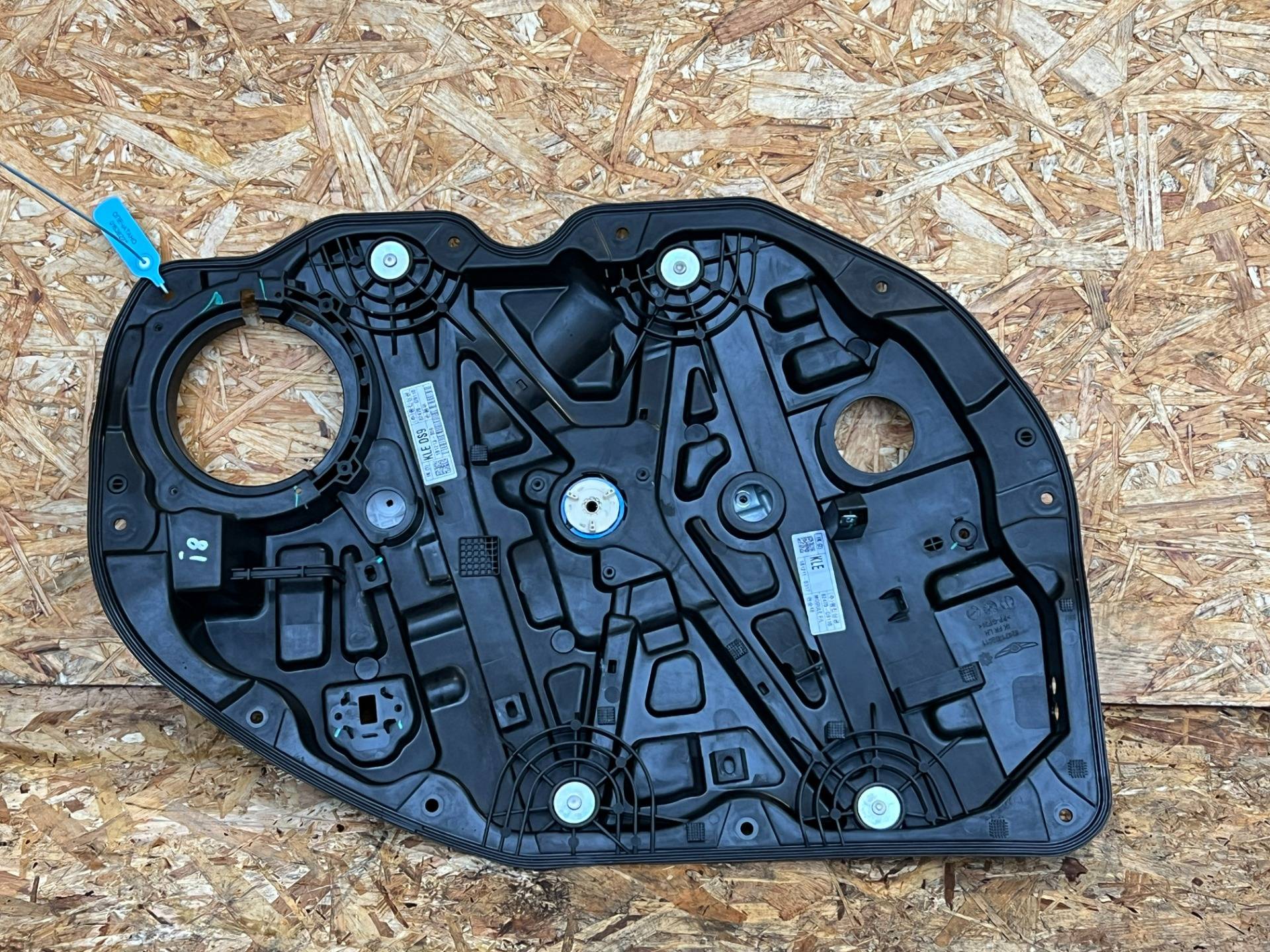 стеклоподъемник передний левый Genesis G70 2019 OEM 82471-G9011, 82470-G9110