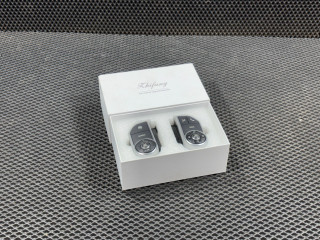 кнопки управления на руле Land Rover Range Rover 4 поколение 2017, 5.0 л., 508PS, бензин, внедорожник 5 дв., FPLA13D767AD, FPLA13D767BD, LR071935, LR087486, LR037452, LR087484, LR067006, LR071940, LR083634