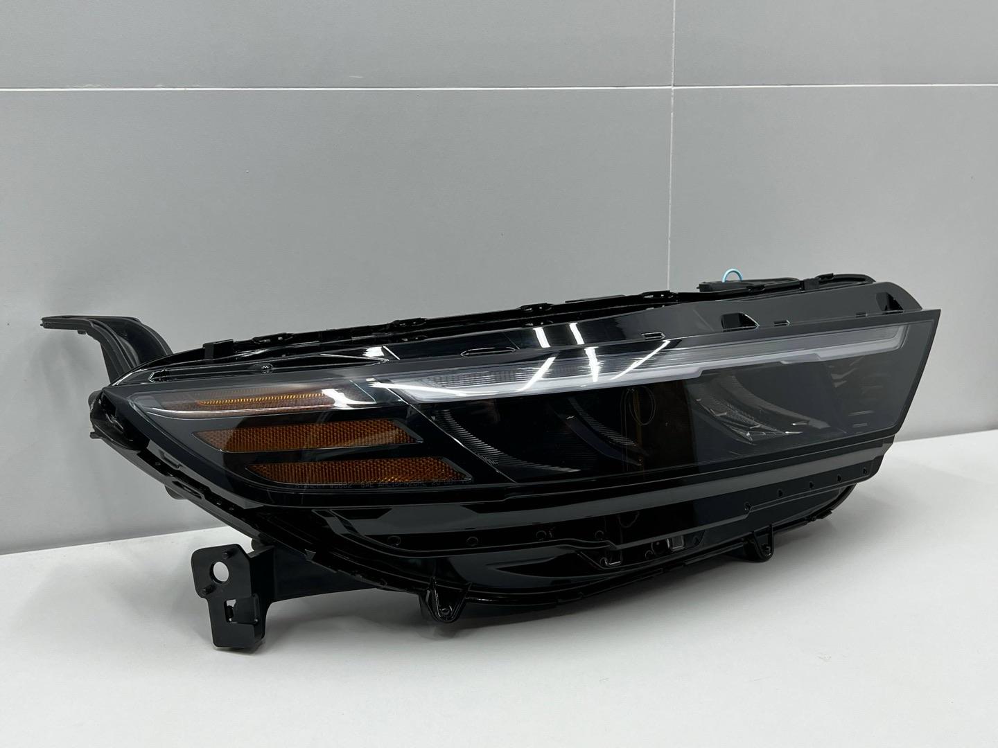 Фара правая Honda Accord 11 поколение 2025 OEM 3310030AA01