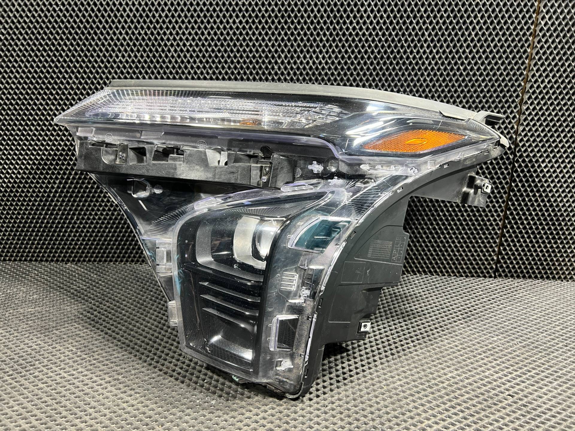 Фара левая Chevrolet Trax 2 2024 OEM 42880121, 42907053, 42727604, 42848715, 42857150, 42865172, 42876950