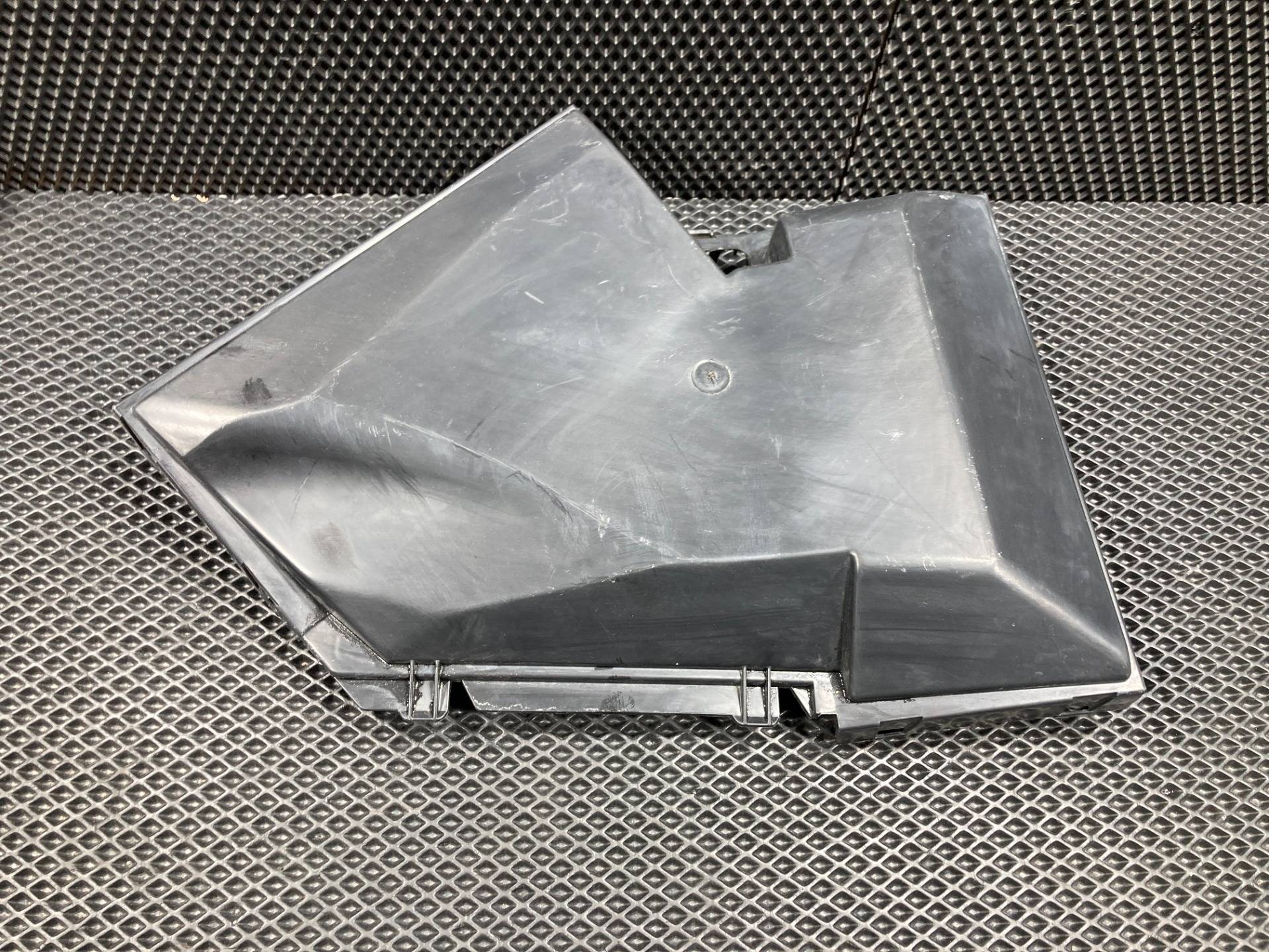 Корпус салонного фильтра BMW X5 F15 2018 OEM 64319245587