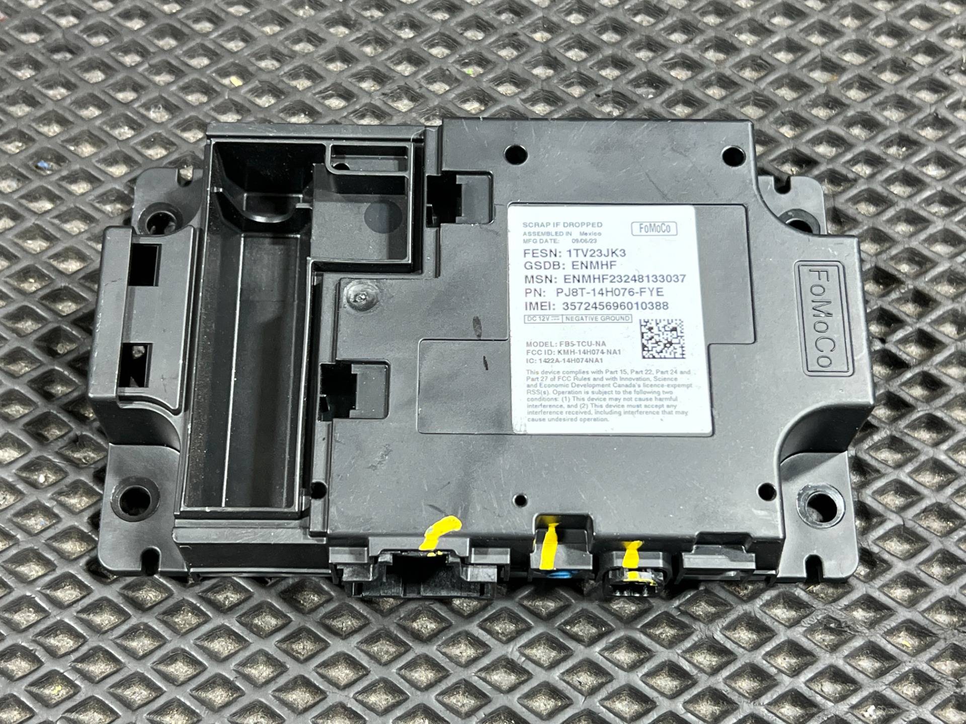 Блок Bluetooth Ford Mustang Mach-E 2023 OEM PJ8T14H076FYE