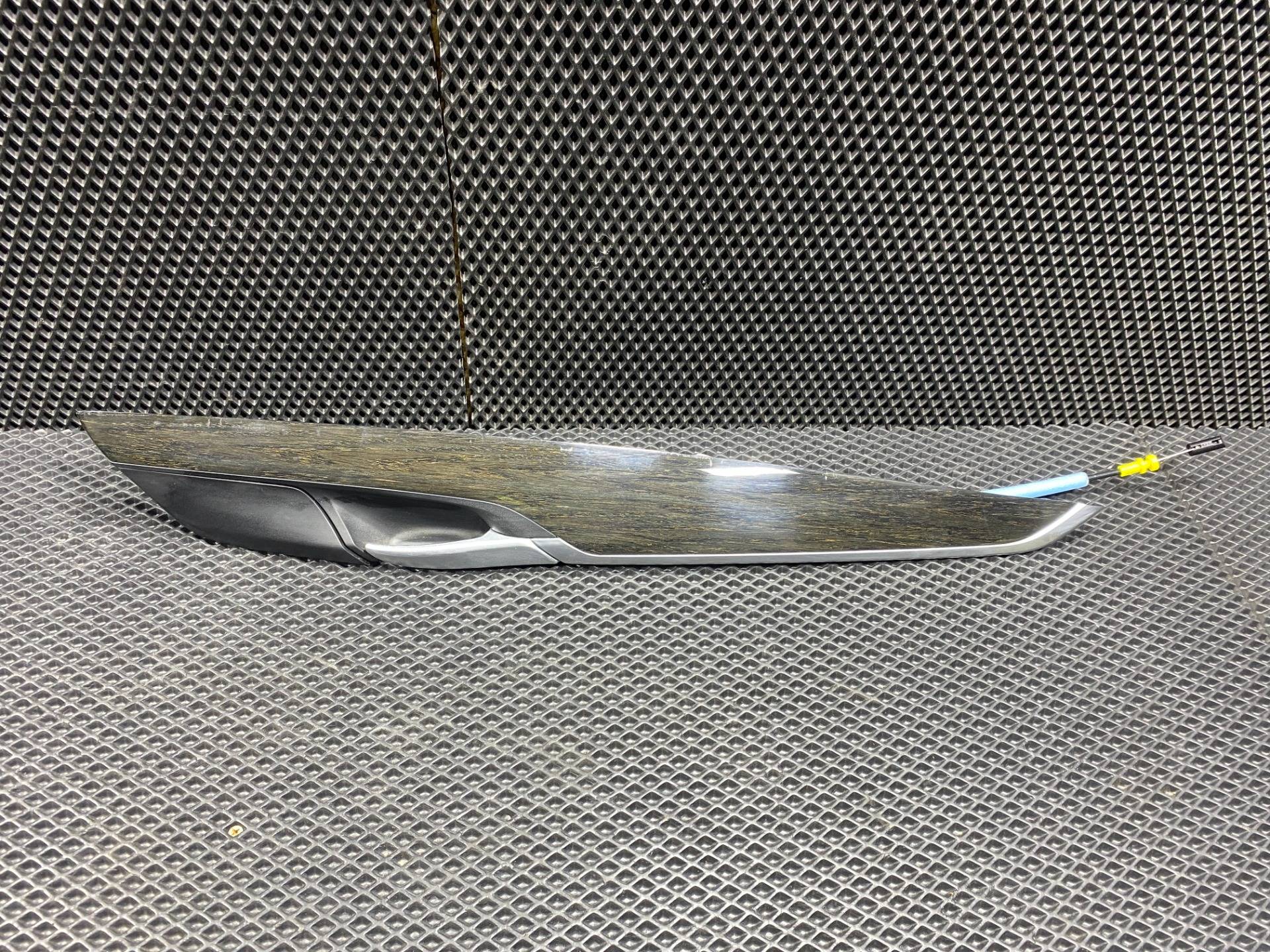 Накладка двери задней правой BMW X5 F15 2018 OEM 51417381896, 51227293622