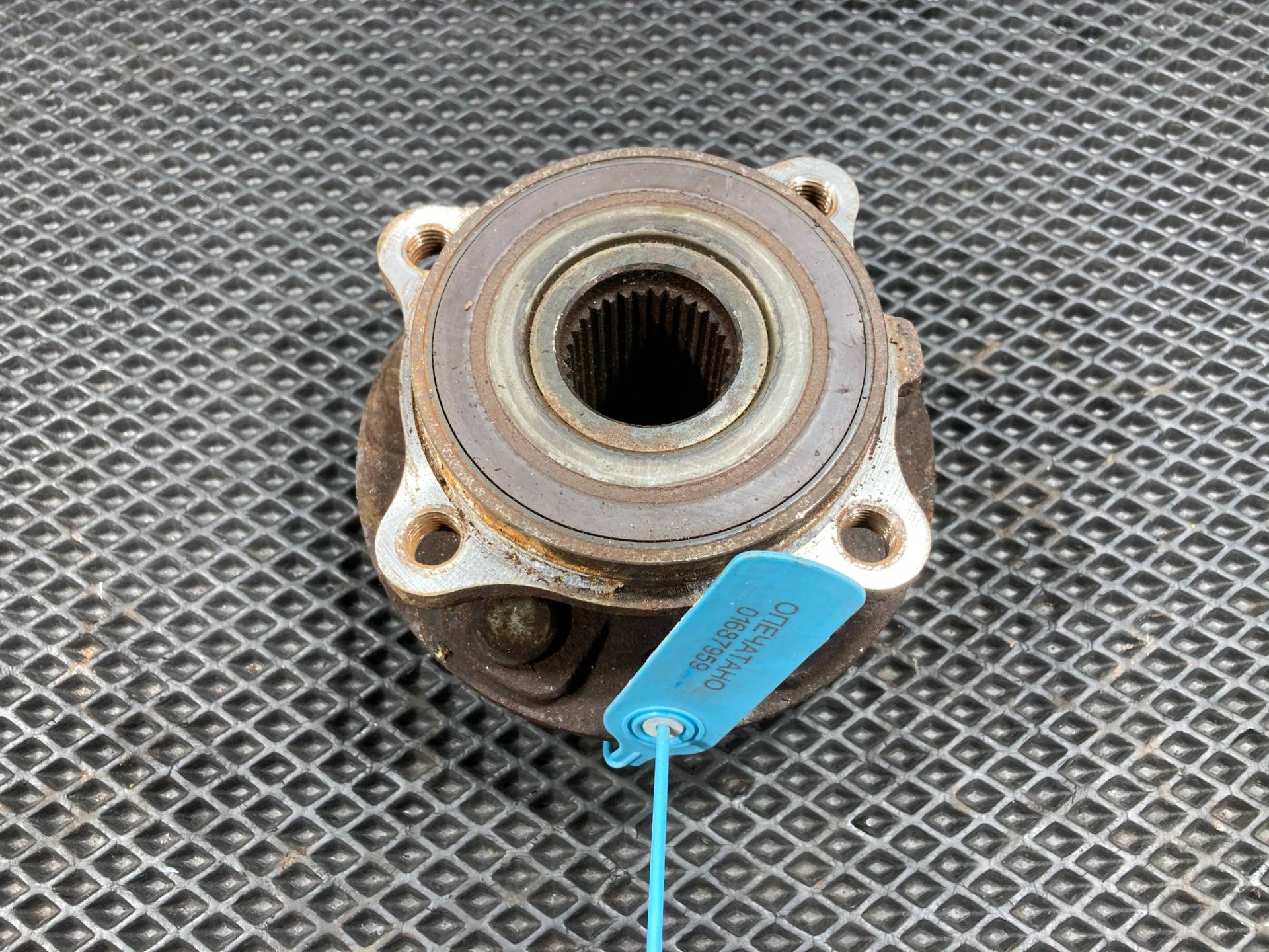 ступица передняя Jaguar XE X760 2016 OEM GX732C300BB, T2H36089, T2H40590, T2H46521, T2H58425, T2H9763