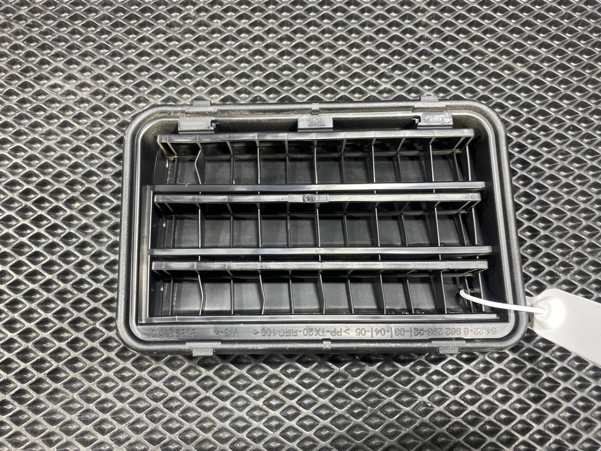 Воздухозаборник BMW X6 E71/E72 2018 OEM 64226962293