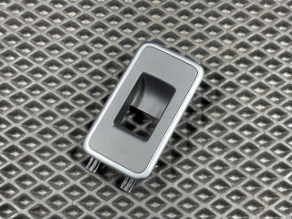 кнопка стеклоподъемника двери Land Rover Range Rover 4 поколение 2017, 3.0 л., бензин, АКПП, внедорожник 5 дв., CPLA23878BA, LR036907