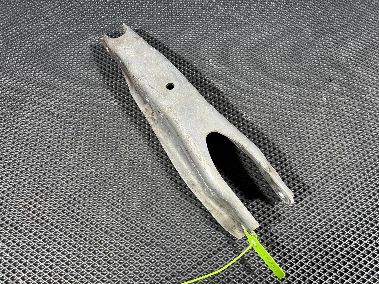 рычаг задний Mercedes-Benz SL R231 2012 OEM A2313520002
