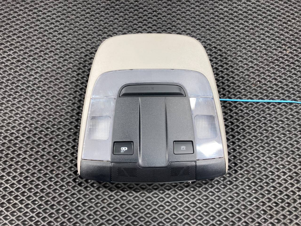 фонарь салона (плафон) Kia K5 3 поколение 2020, 1.6 л., G4FP, бензин, АКПП, 92800Q5090, 92800Q5090DNN - фото №1