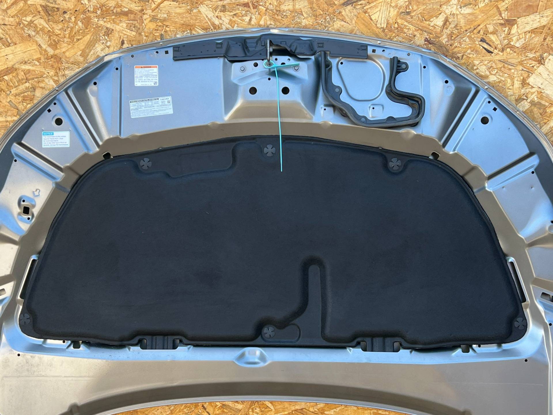 Шумоизоляция капота Acura Integra 4 2024 OEM 74141-T20-A00