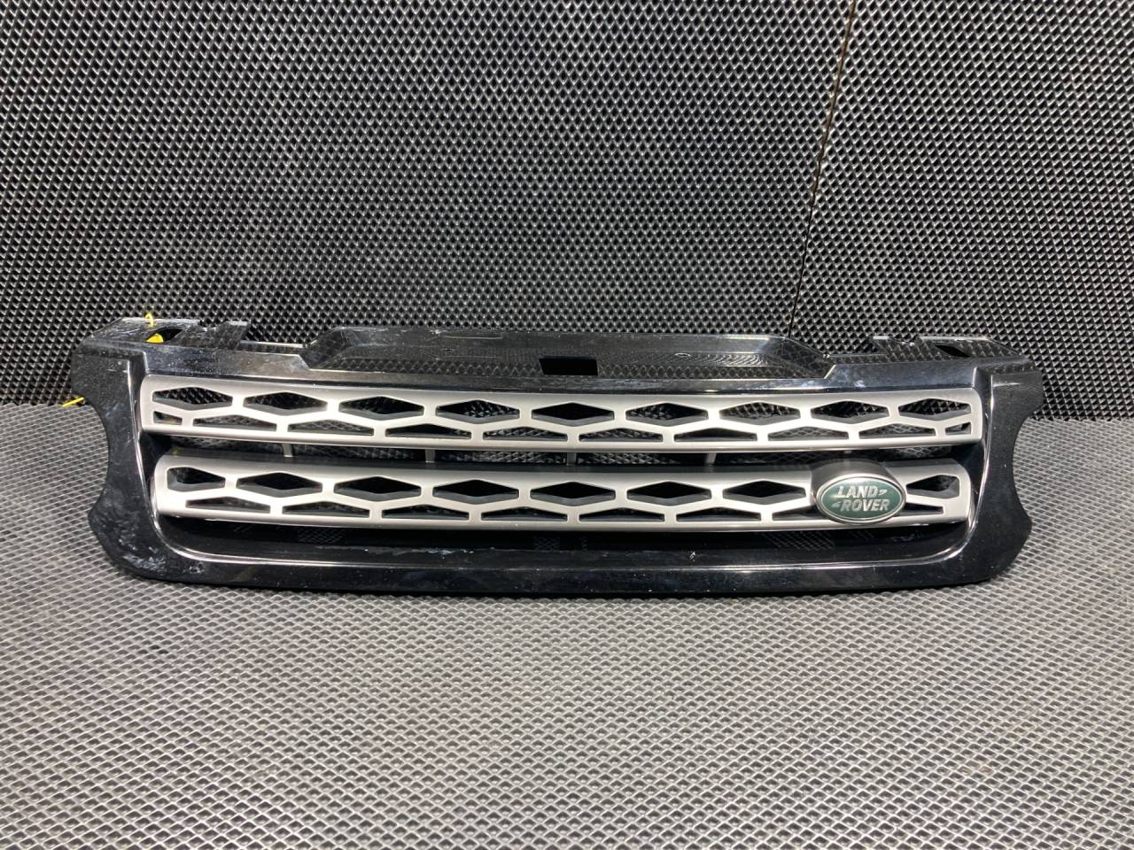 решетка радиатора Land Rover Range Rover Sport 2 поколение L494 2014, 5.0 л., 508PS, бензин, АКПП, внедорожник 5 дв., DK628200XX, LR044121, LR053190, LR054766 - фото №1