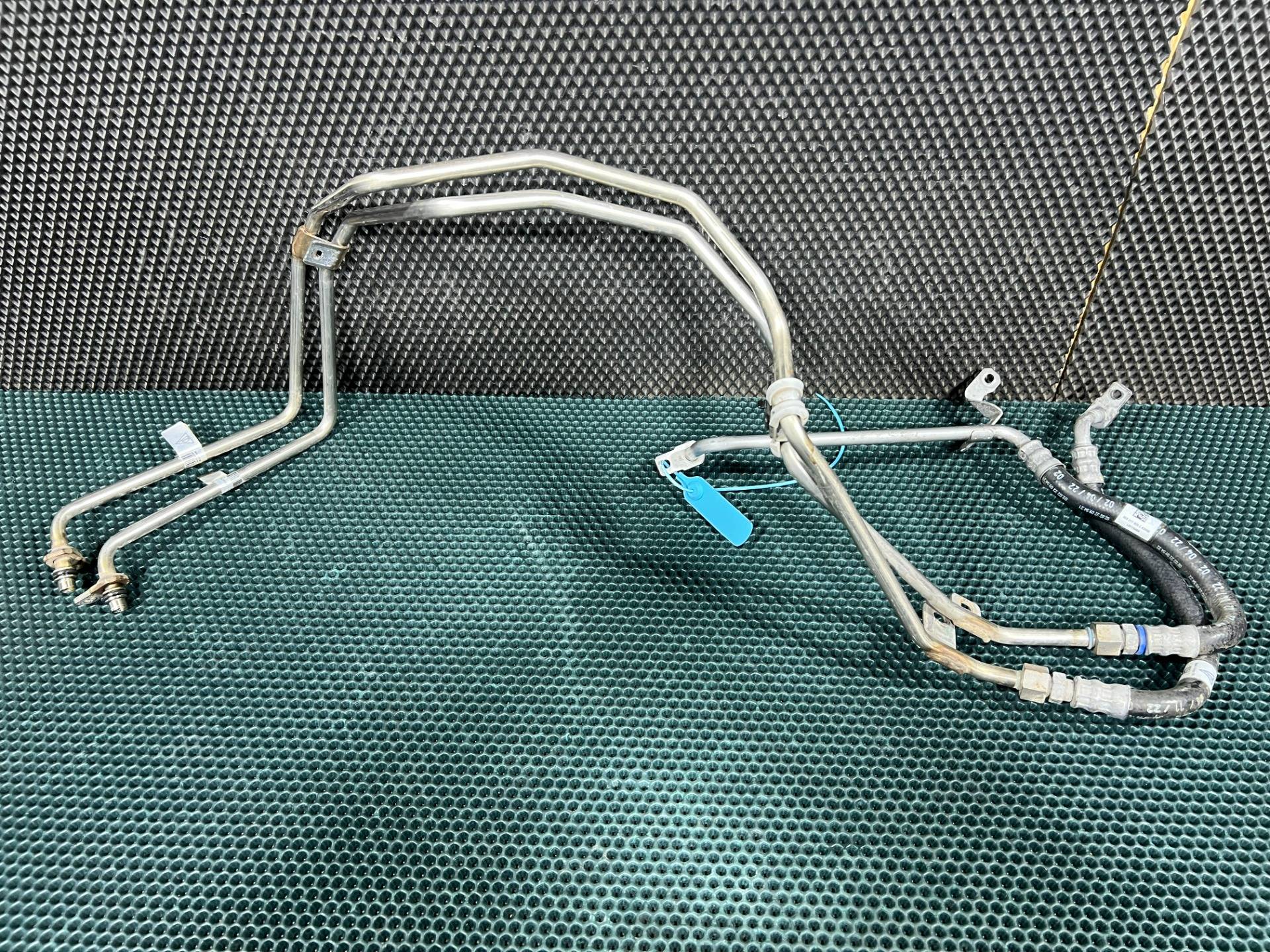 Шланг (трубка) АКПП Porsche Macan 2-й рестайлинг 2022 OEM 95B317825C