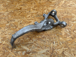 кулак поворотный правый Mercedes-Benz SL-Класс R231 2013, 4.7 л., бензин, 2310801, A2313302200, A2313320801