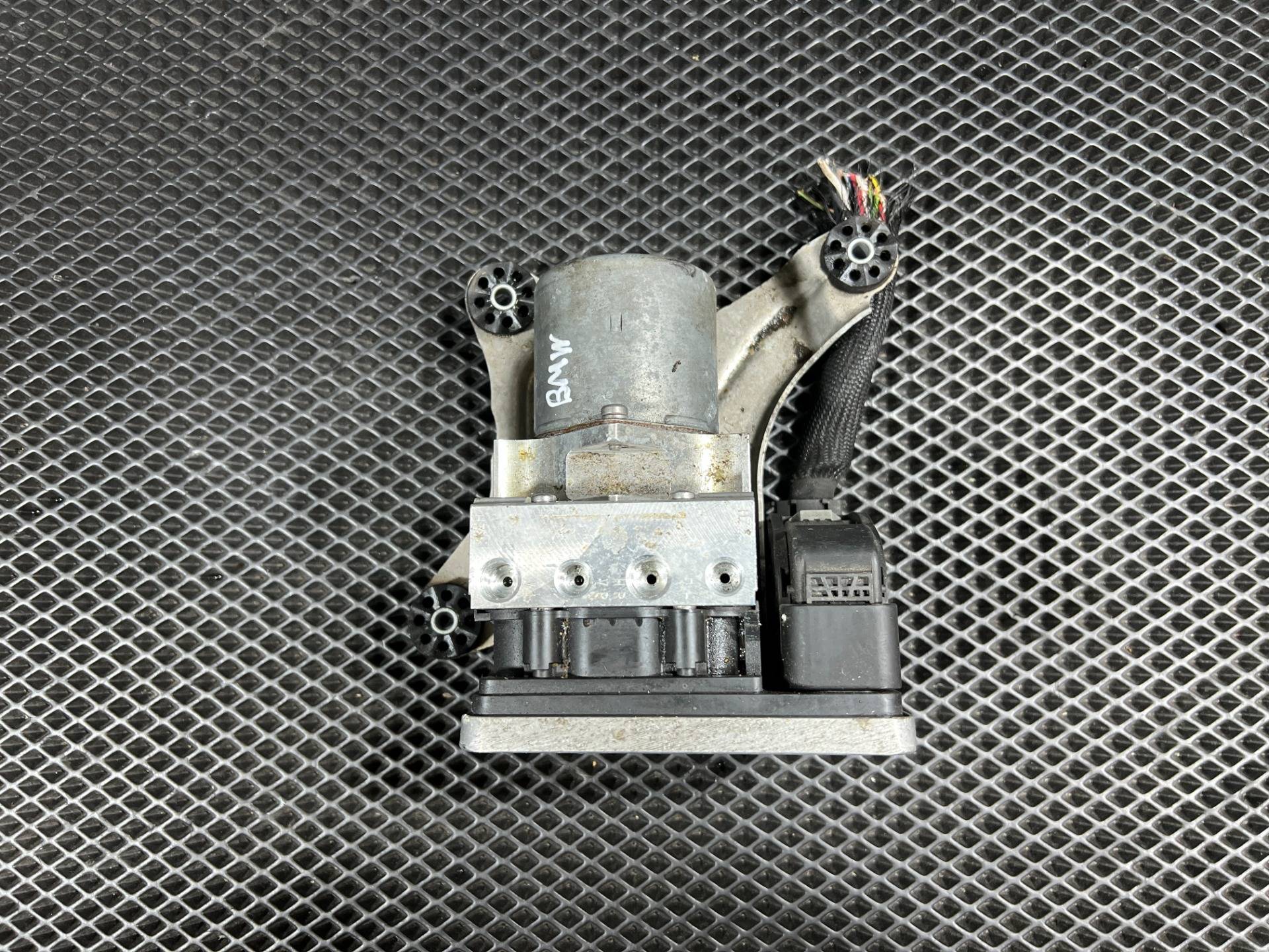 Блок ABS BMW 7 G11/G12 2017 OEM 34516889210, 34526889213