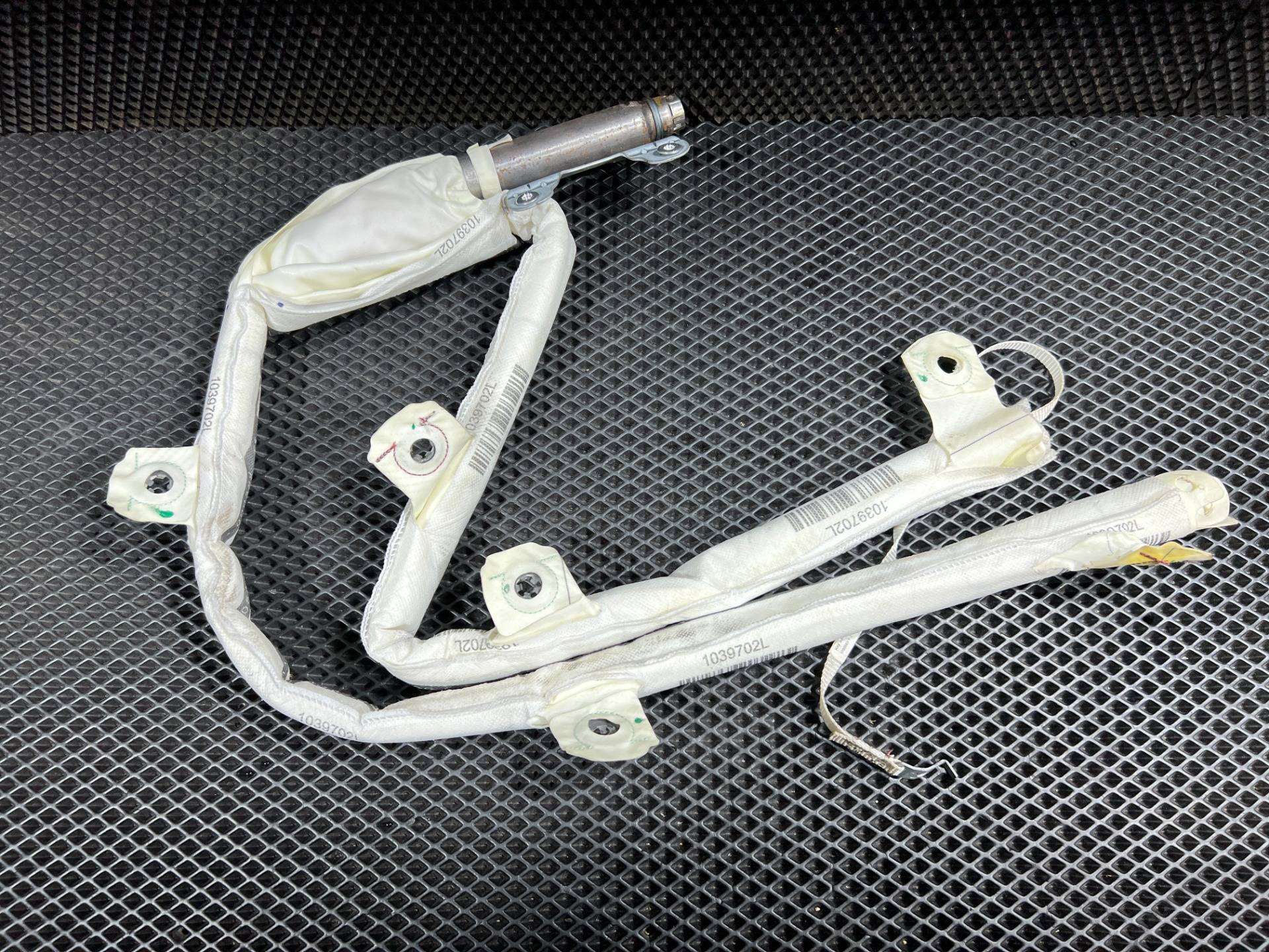 Подушка безопасности боковая (шторка) левая BMW 7 G11/G12 2017 OEM 84735580707