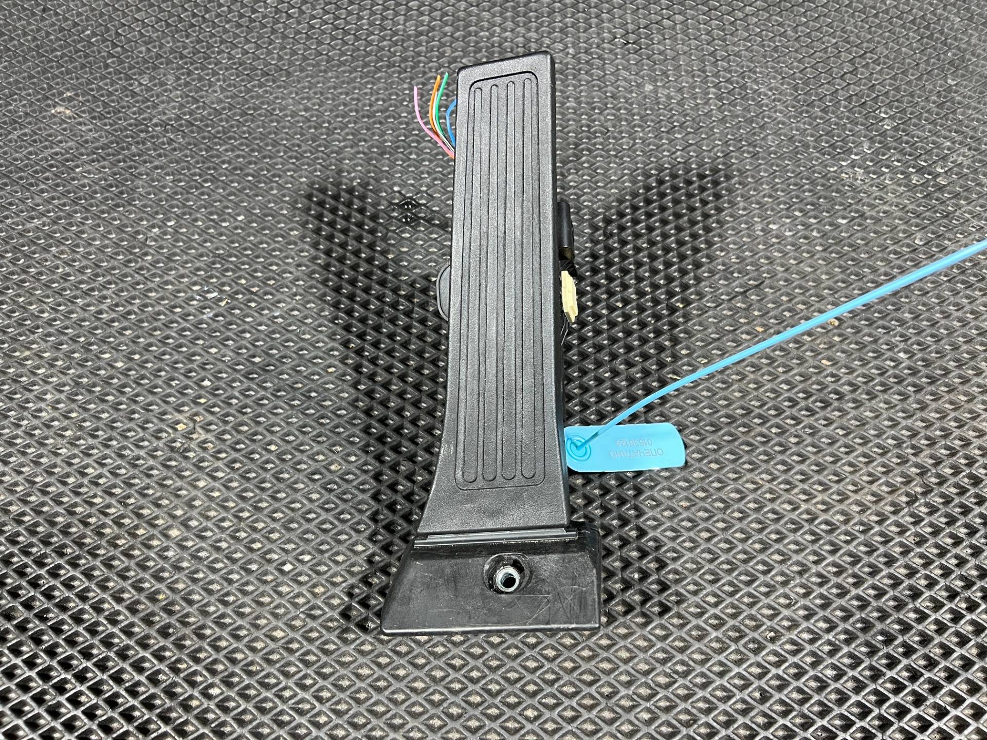 Педаль газа Kia K5 3 2022 OEM 25190-2S000