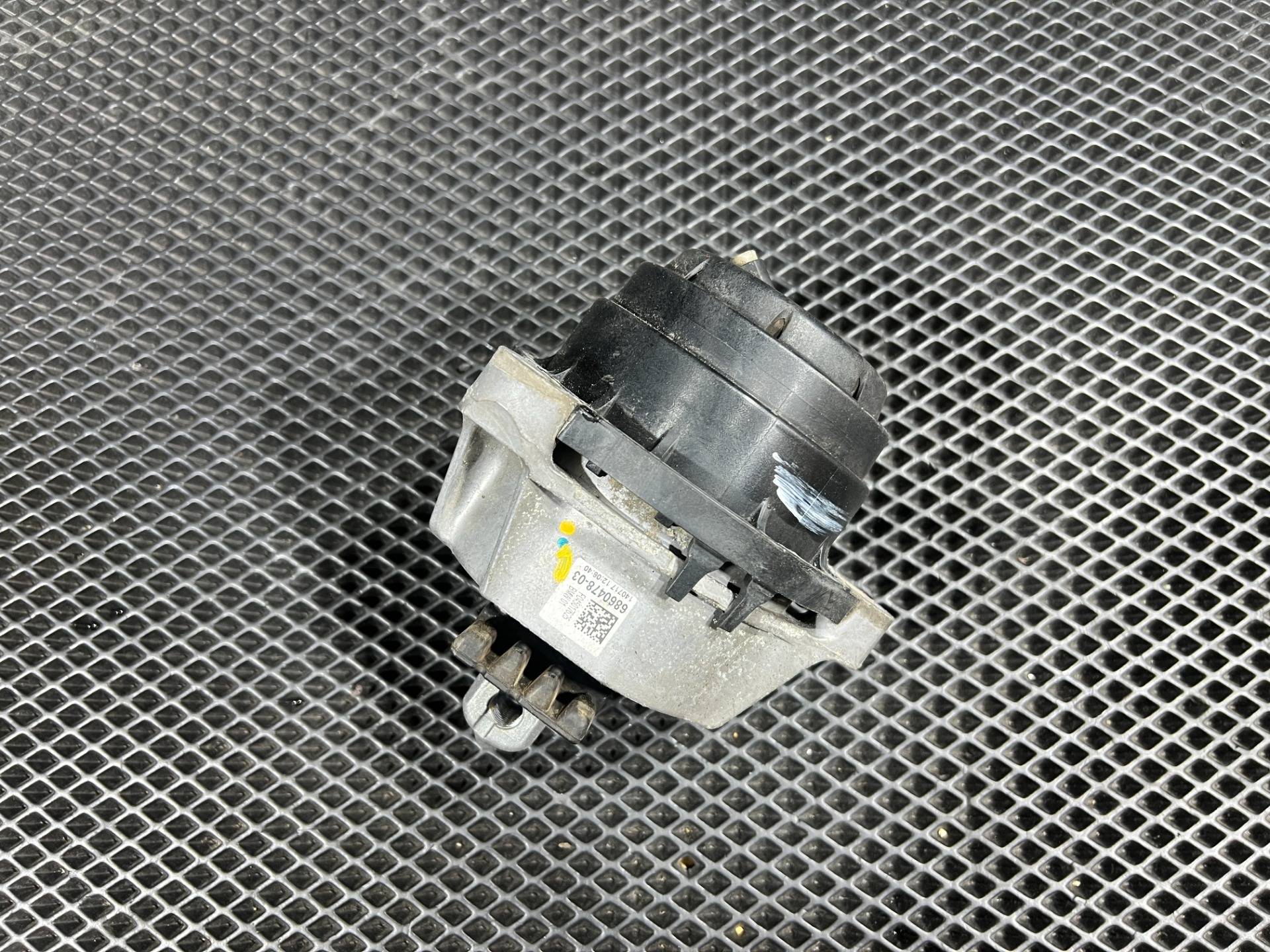 Подушка крепления двигателя BMW 7 G11/G12 2017 OEM 6860478, 22116860478