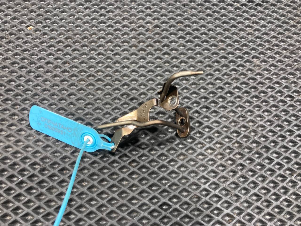 форсунка масляная Audi Q7 4L 2006, 4.2 л., BAR, бензин, АКПП, внедорожник 5 дв., 07L103158A - фото №1