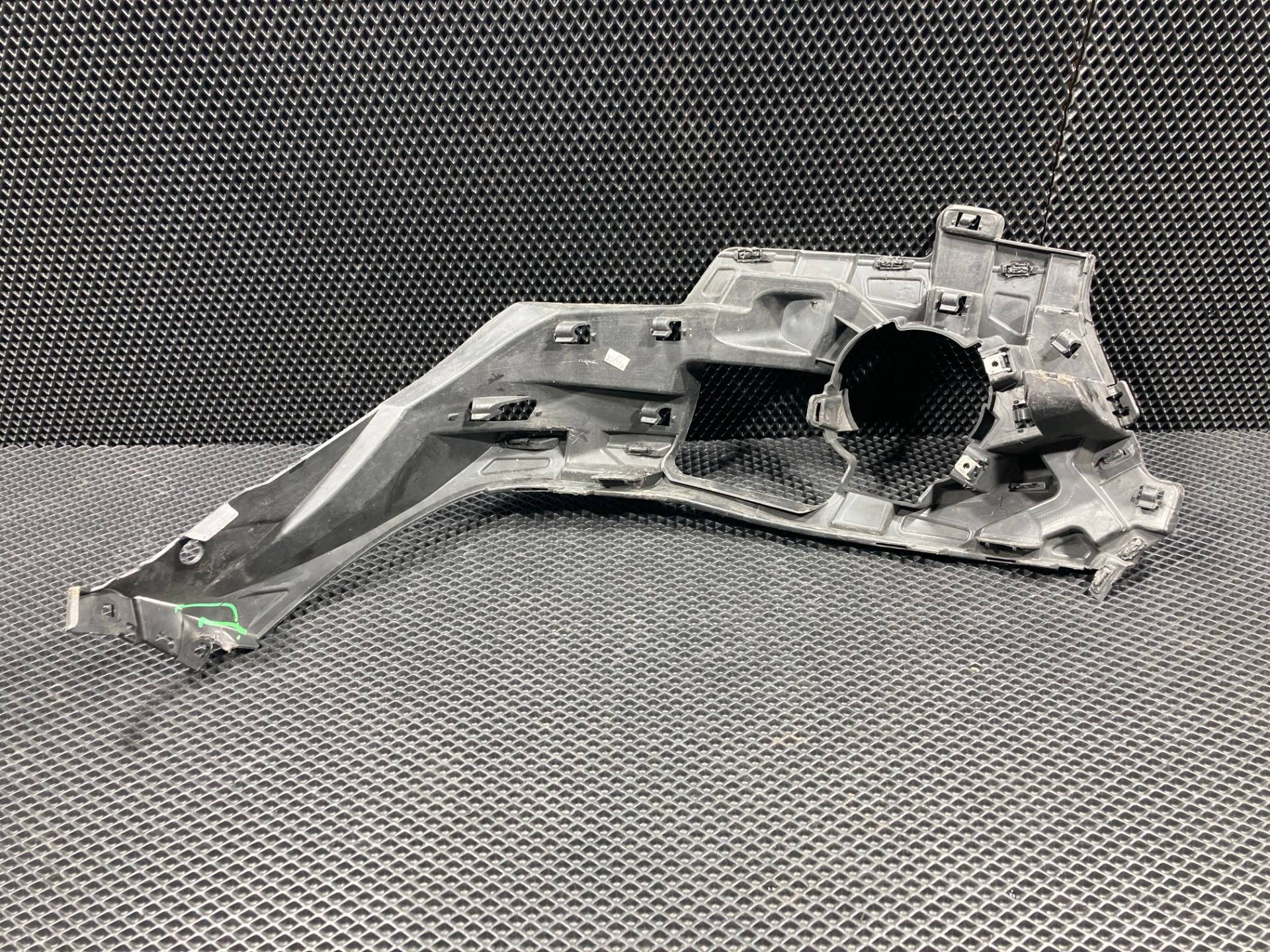 Кронштейн крепления бампера BMW X5 F15 2018 OEM 51117303096