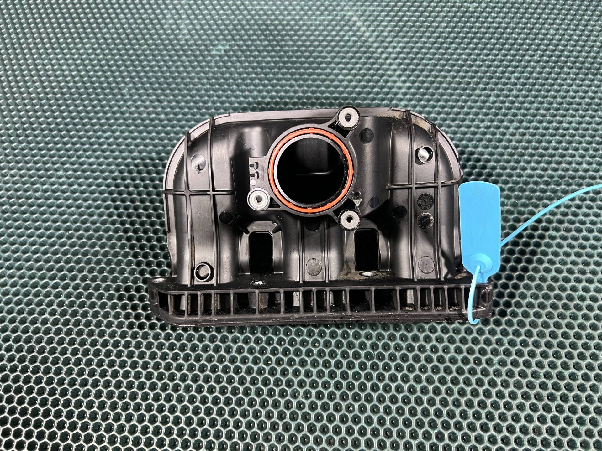 коллектор впускной Buick Encore GX рестайлинг 2024 OEM 25204837, 25205301, 55496066