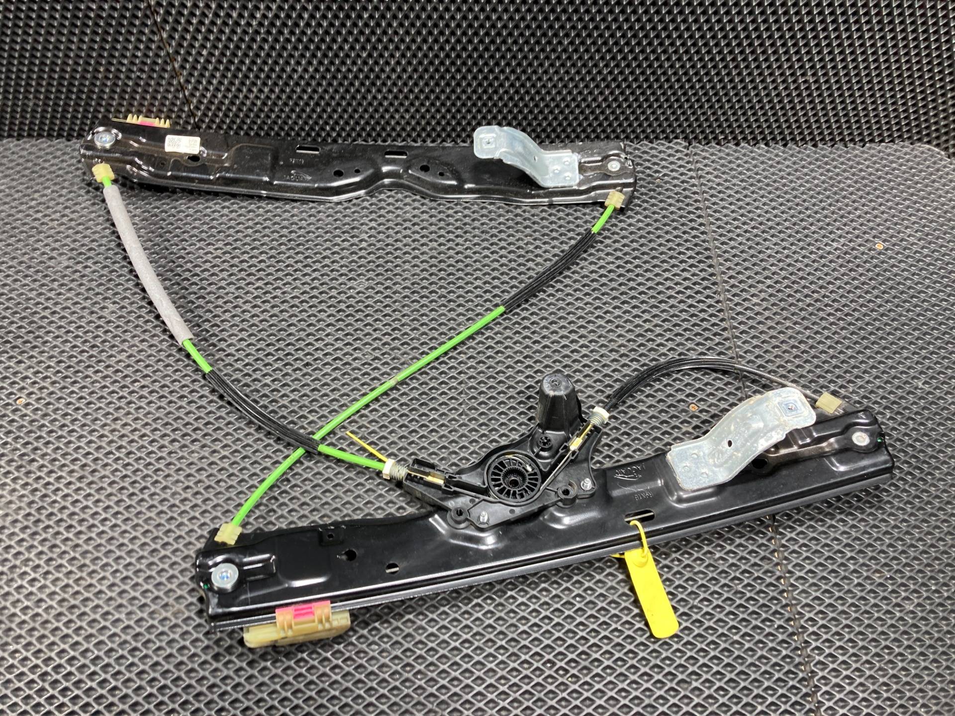 стеклоподъемник передний правый Jaguar F-Pace 2016 OEM HK8323200AE, C42088-105