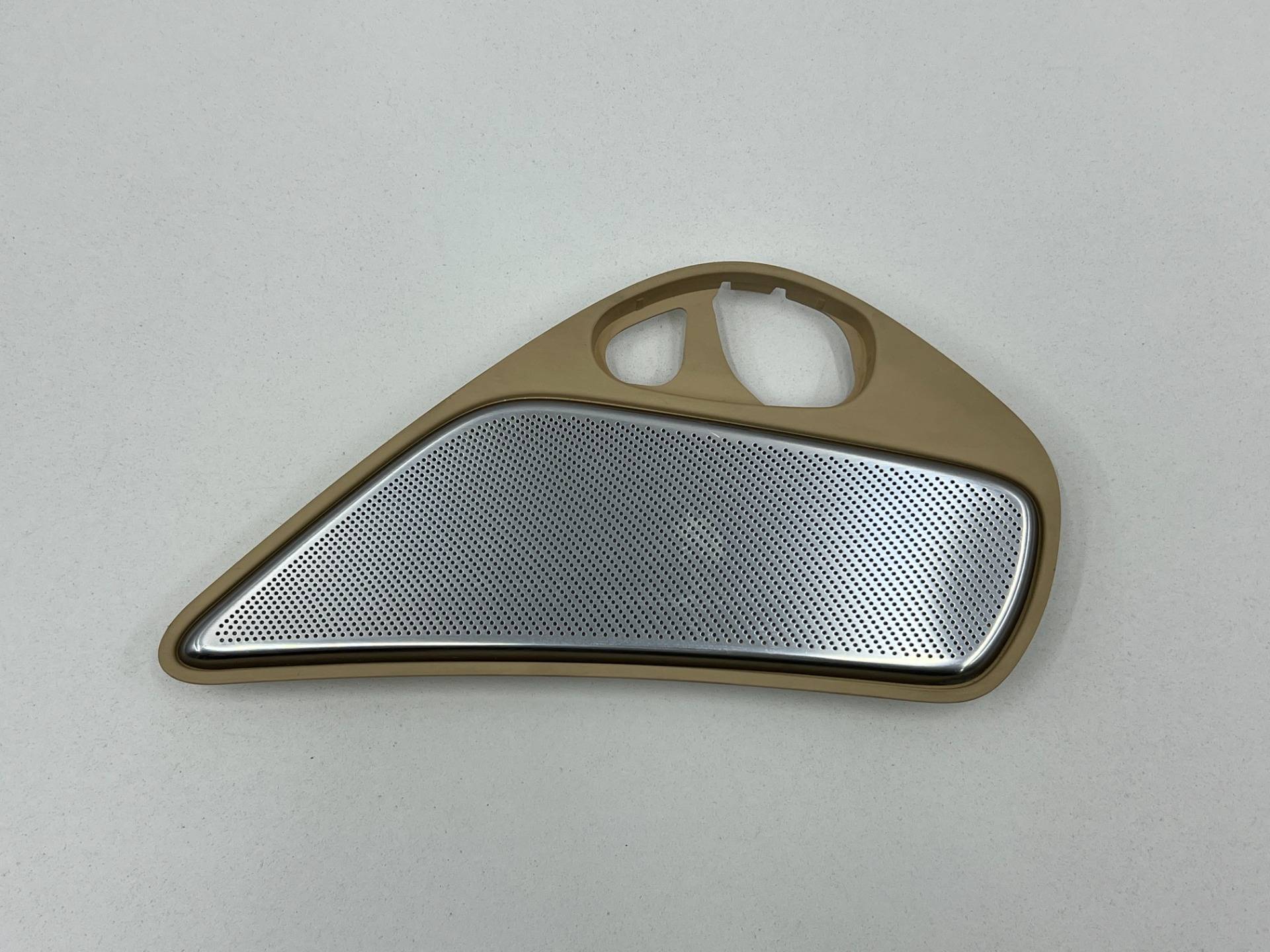 Сетка для динамика Audi A8 D4/4H 2013 OEM 4H0868959B