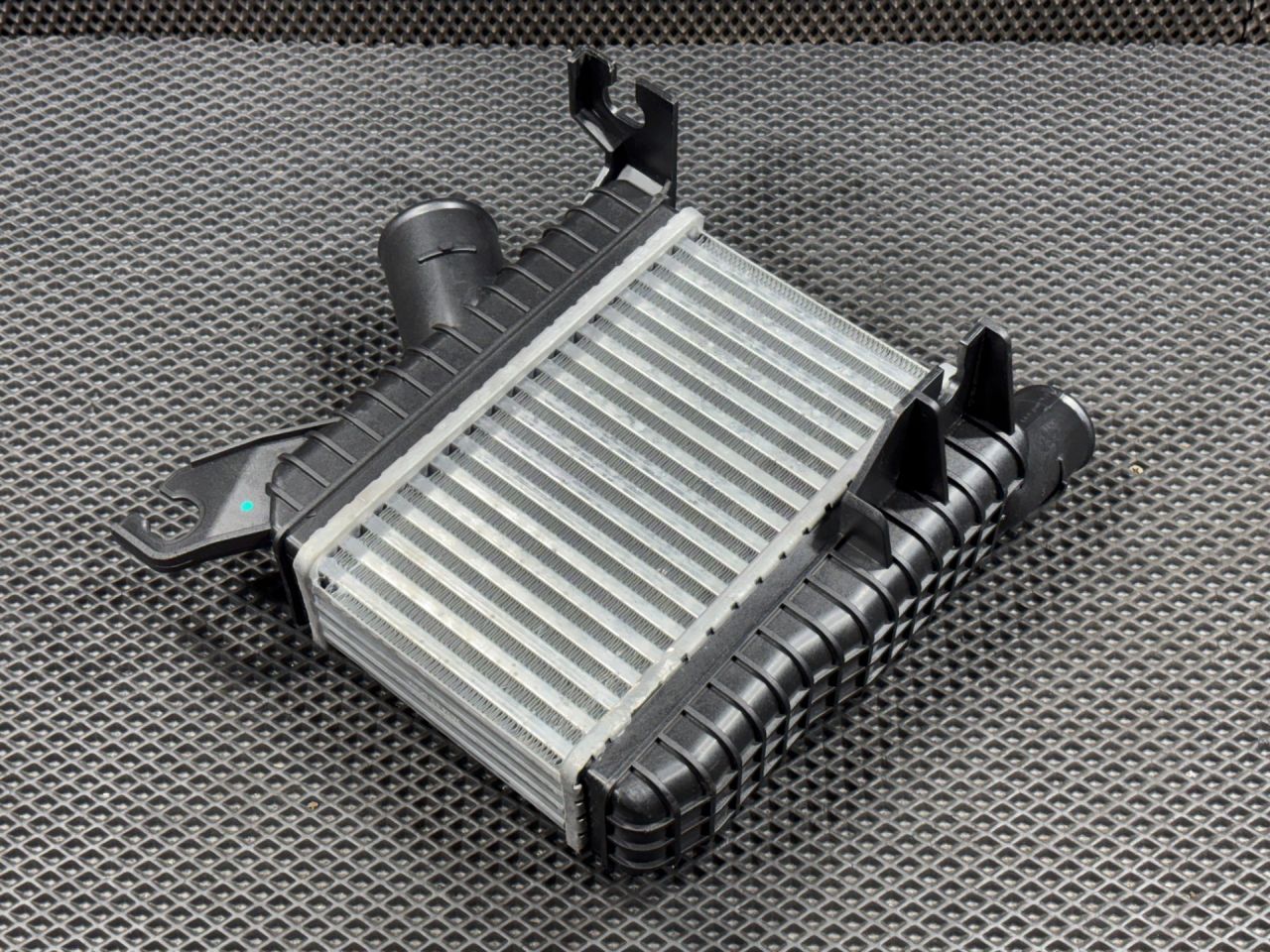 интеркулер LiXiang L7 1 поколение 2023, X01-11190032 - фото №1