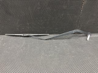 щеткодержатель (поводок стеклоочистителя, дворник) BMW X5 F15 2018, 3.0 л., N55 B30 A, бензин, АКПП, внедорожник 5 дв., 7304071