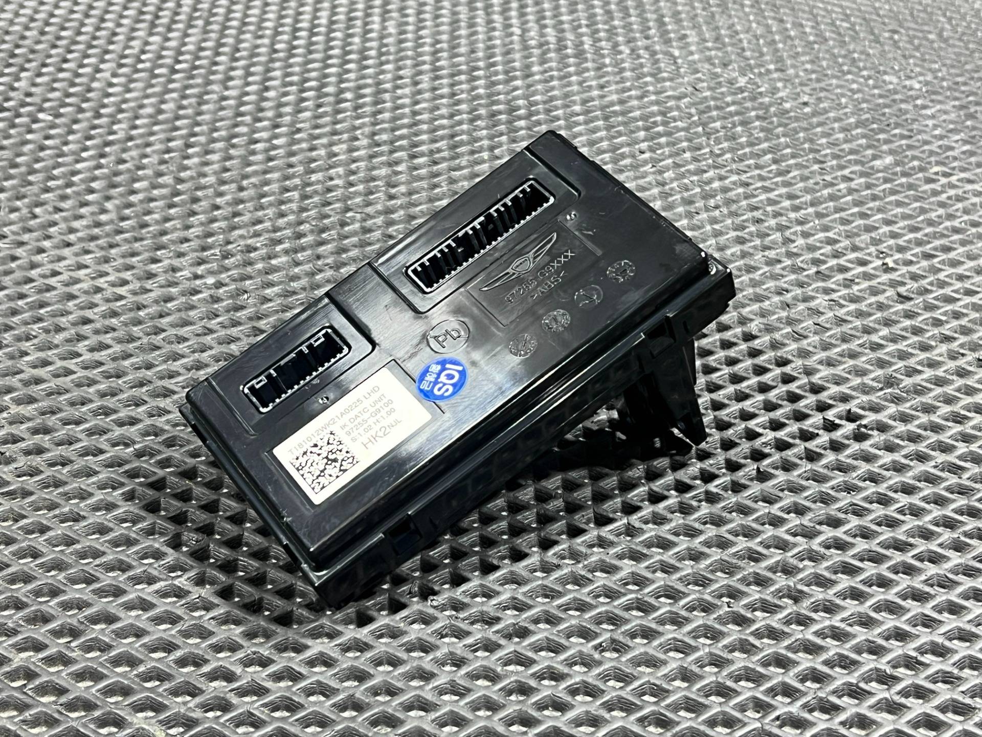 Блок управления печки/климат-контроля Genesis G70 2019 OEM 97255-G9100