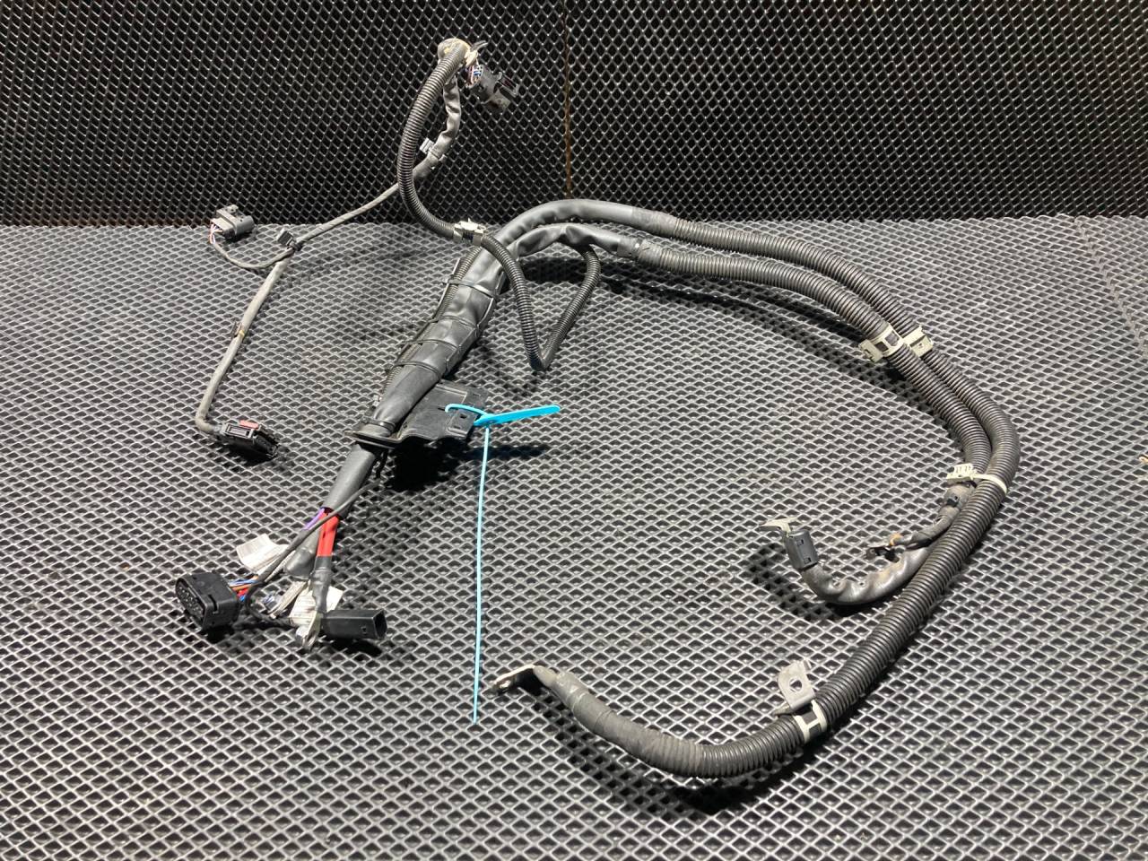 провод высоковольтный Mercedes-Benz S-Класс W222/C217/A217 2015, 4.7 л., M 278.932, бензин, АКПП, седан, A2224407713, A2225411640 - фото №1