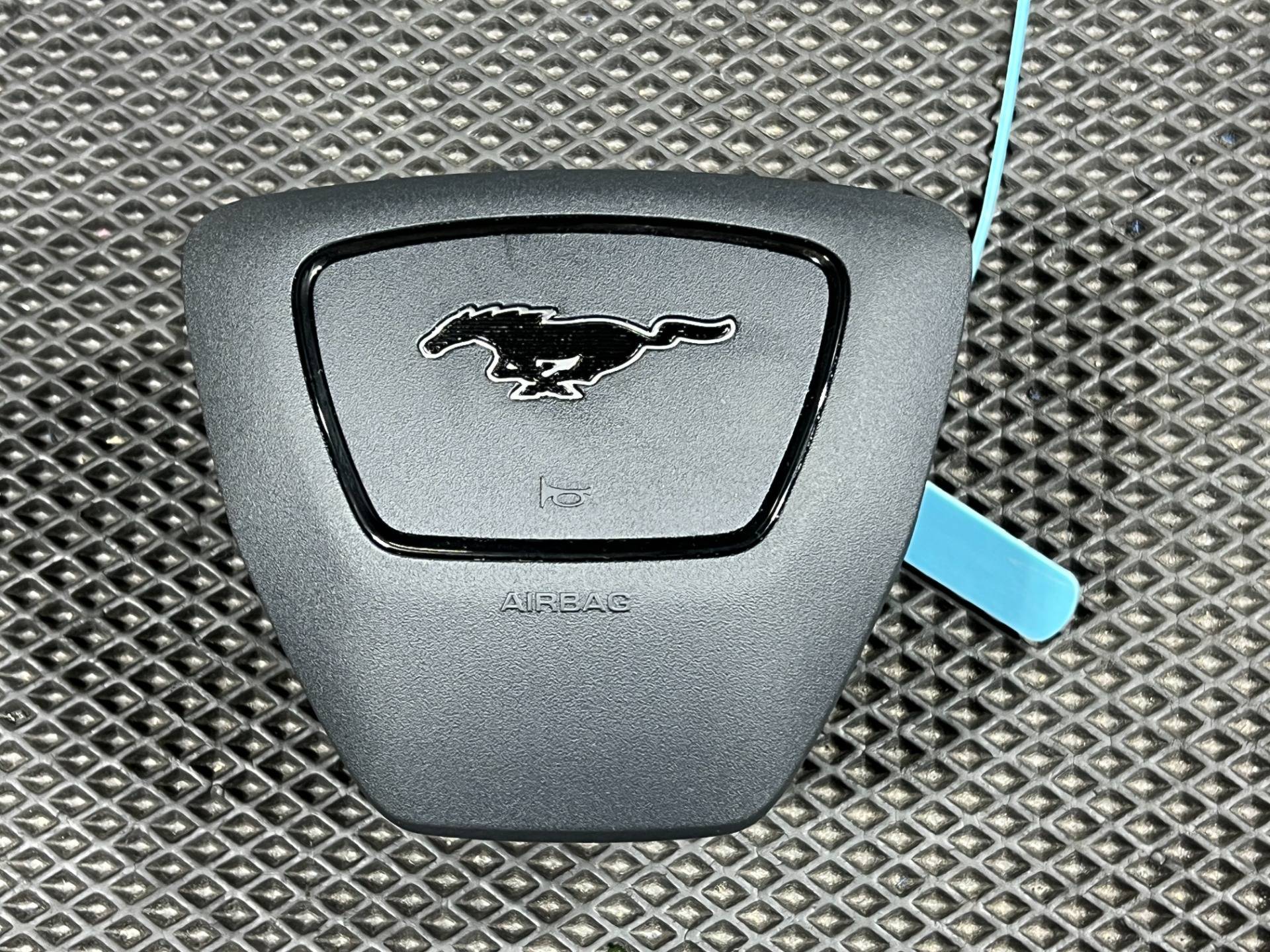 Подушка безопасности водителя Ford Mustang Mach-E 2023 OEM LJ8BR043B13AE