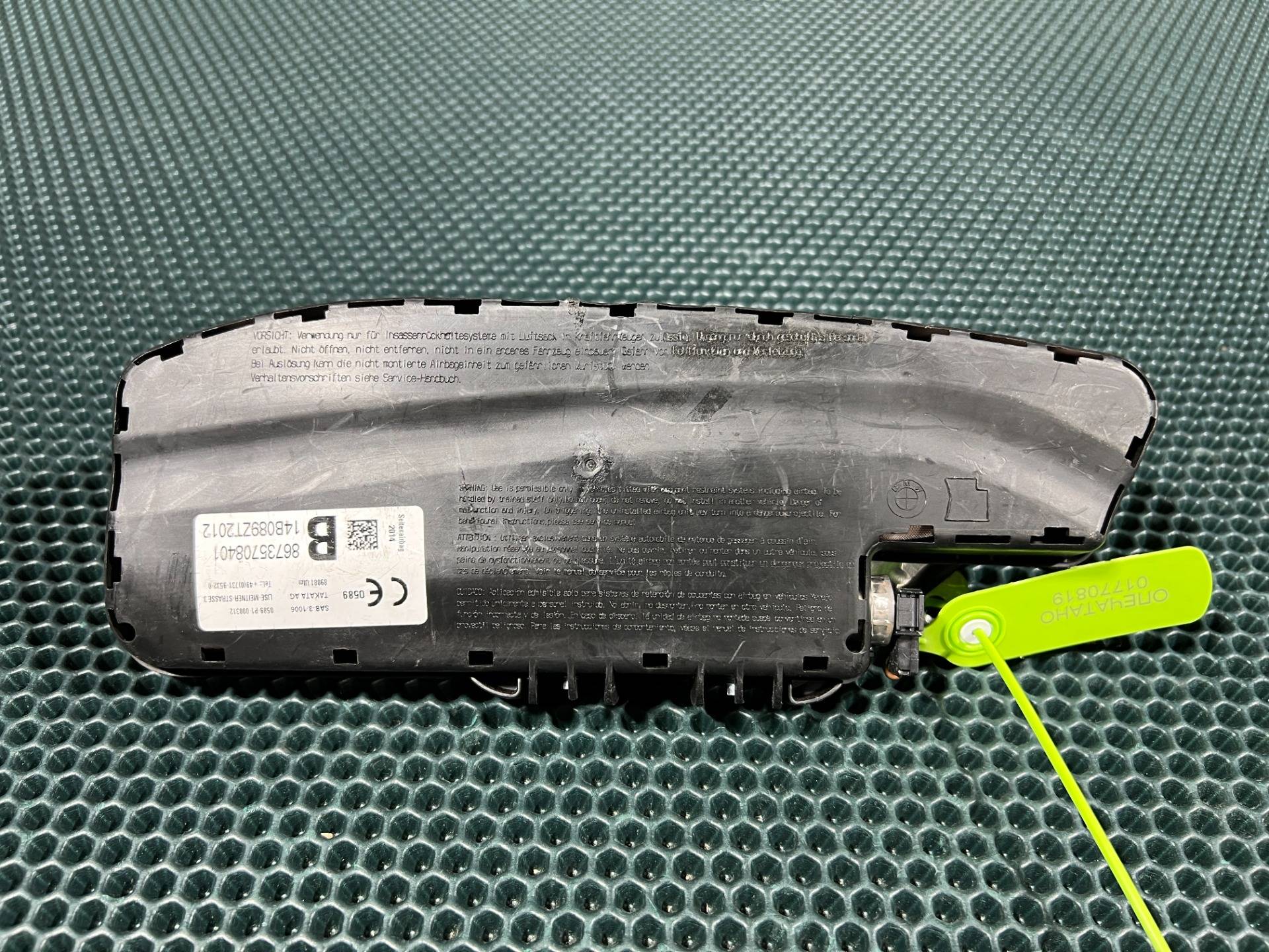 Подушка безопасности боковая (в сиденье) BMW 5 F10/F11/GT F07 2012 OEM 86735708401