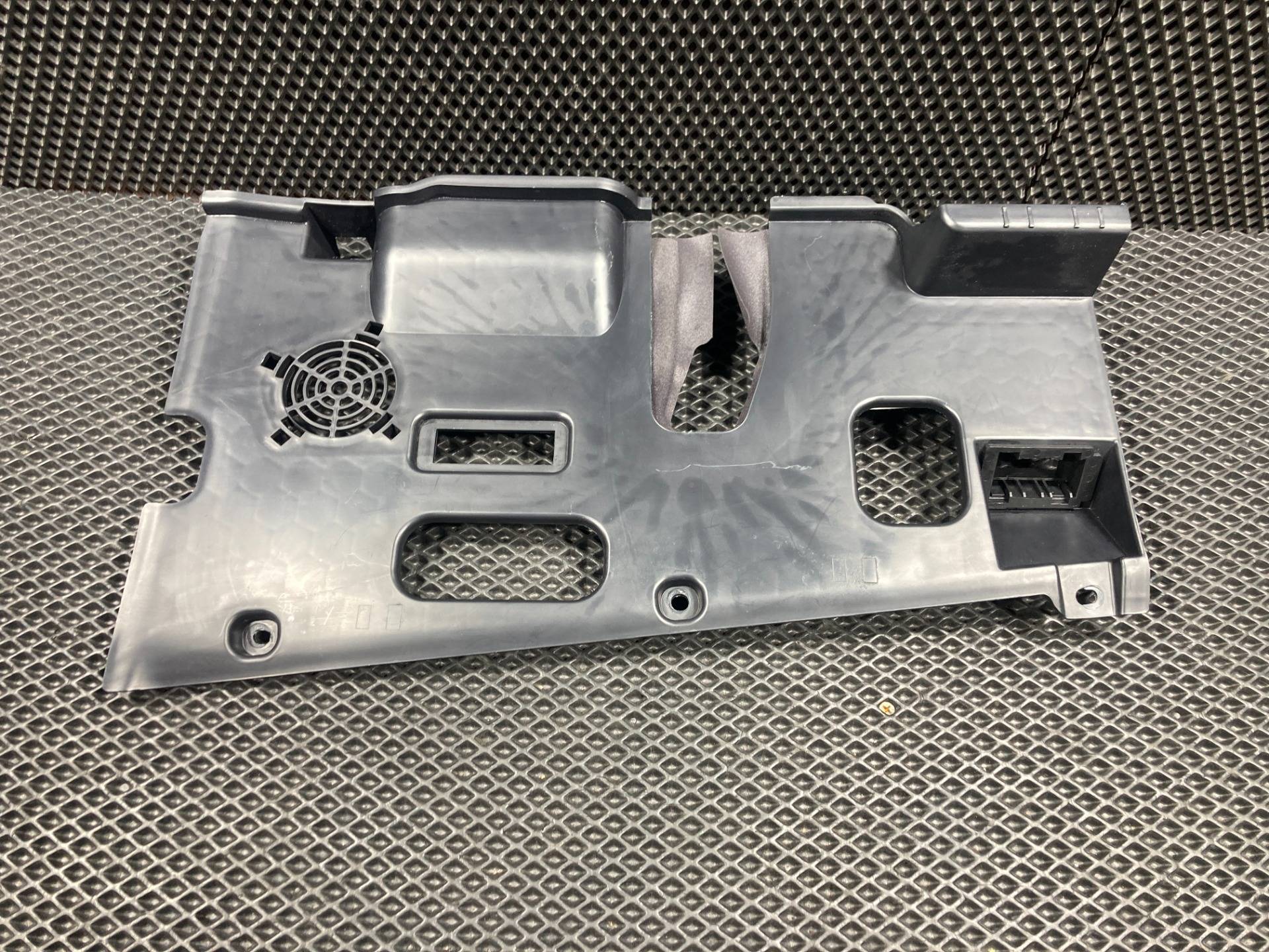 накладка на торпедо (консоль) BMW X6 F16 2018 OEM 51459252418