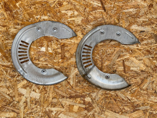 защитный кожух тормозного механизма Land Rover Range Rover Velar 1 поколение 2019, 3.0 л., бензин, АКПП, внедорожник 5 дв., HK83-2K004-BD, HK83-2K005-BD, T3B1001, T4A3464, LR090696, LR090695